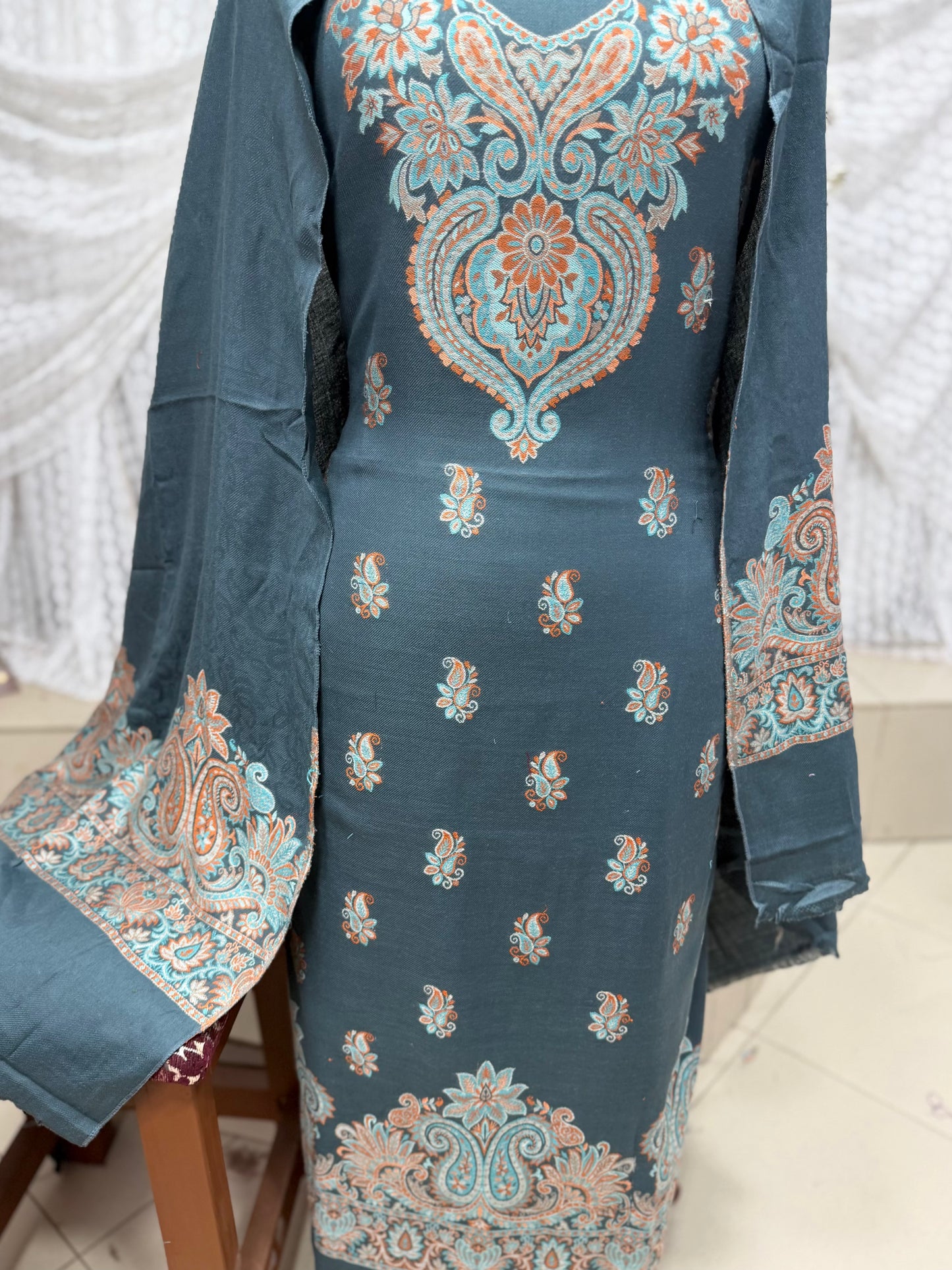 Kani Pashmina 3 Piece Unstitched Suit | Grey