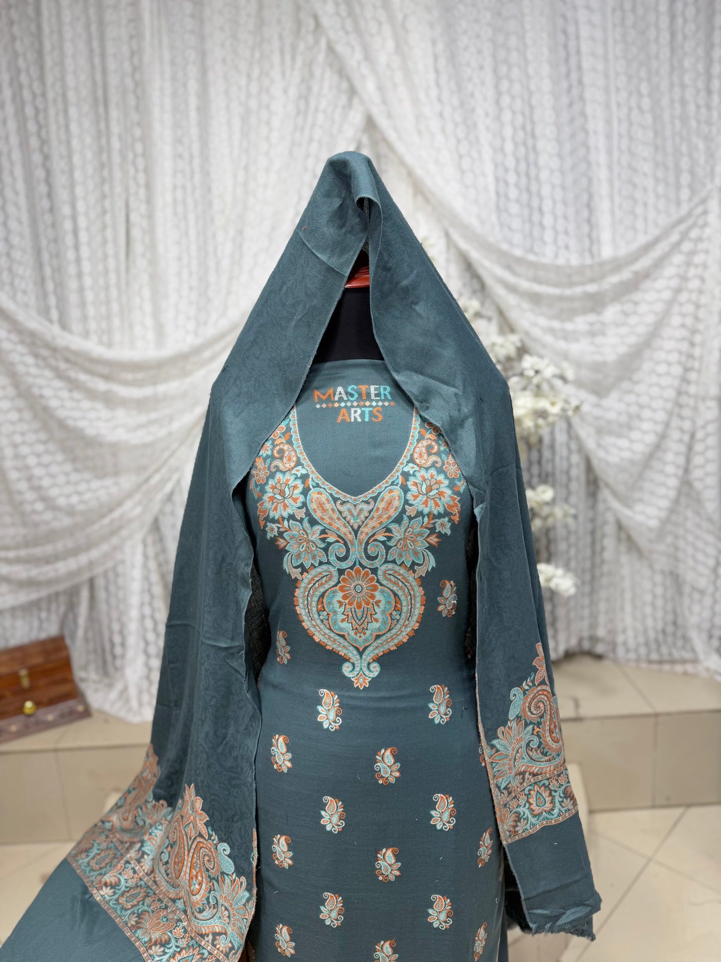 Kani Pashmina 3 Piece Unstitched Suit | Grey