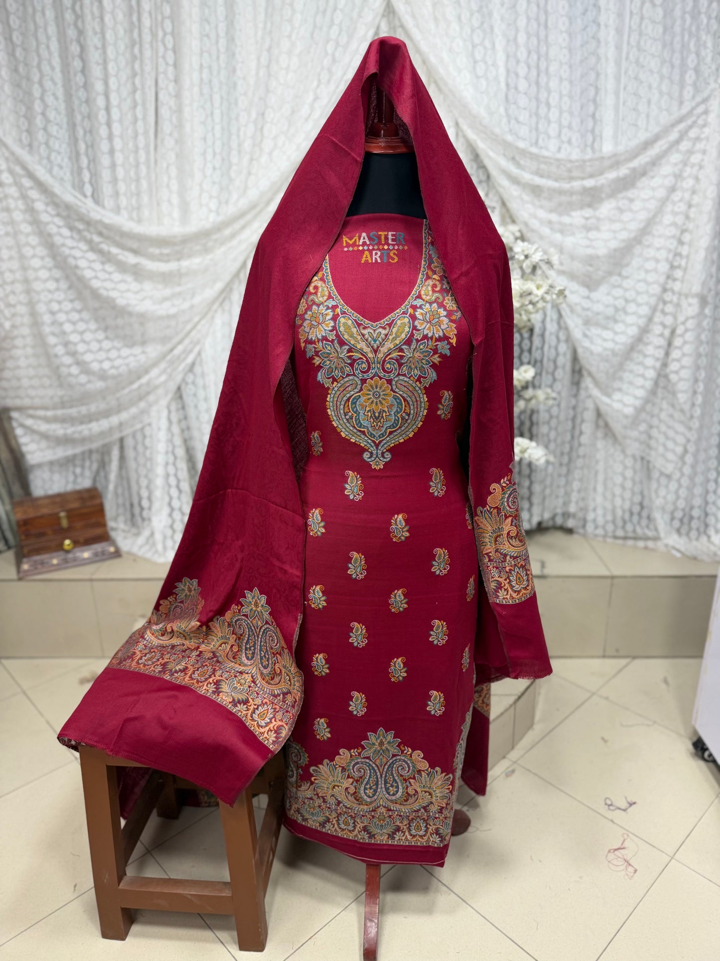 Kani Pashmina 3 Piece Unstitched Suit | Maroon