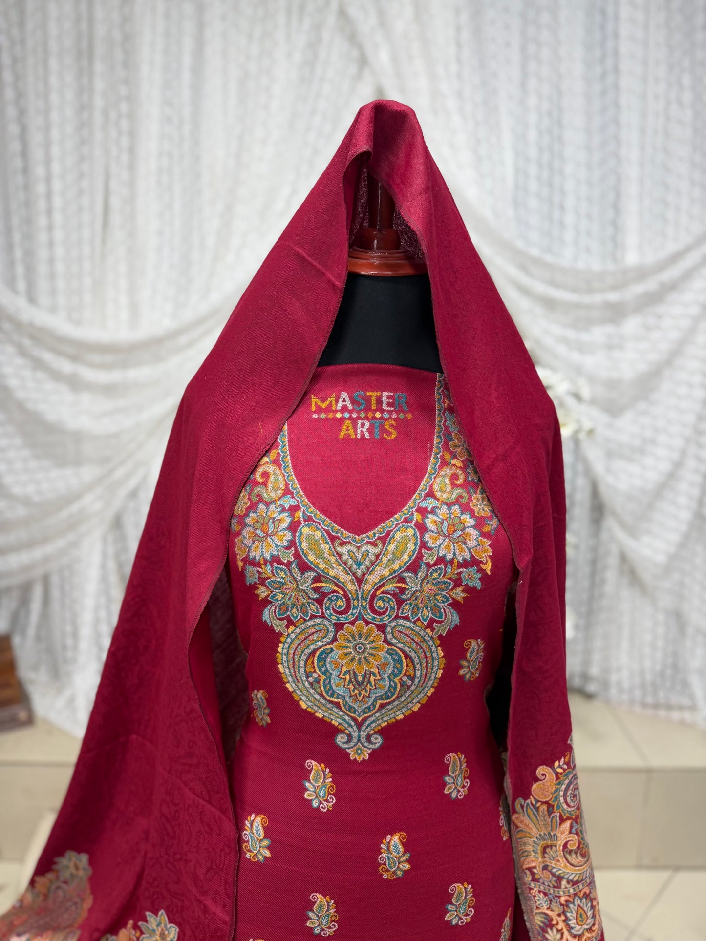 Kani Pashmina 3 Piece Unstitched Suit | Maroon