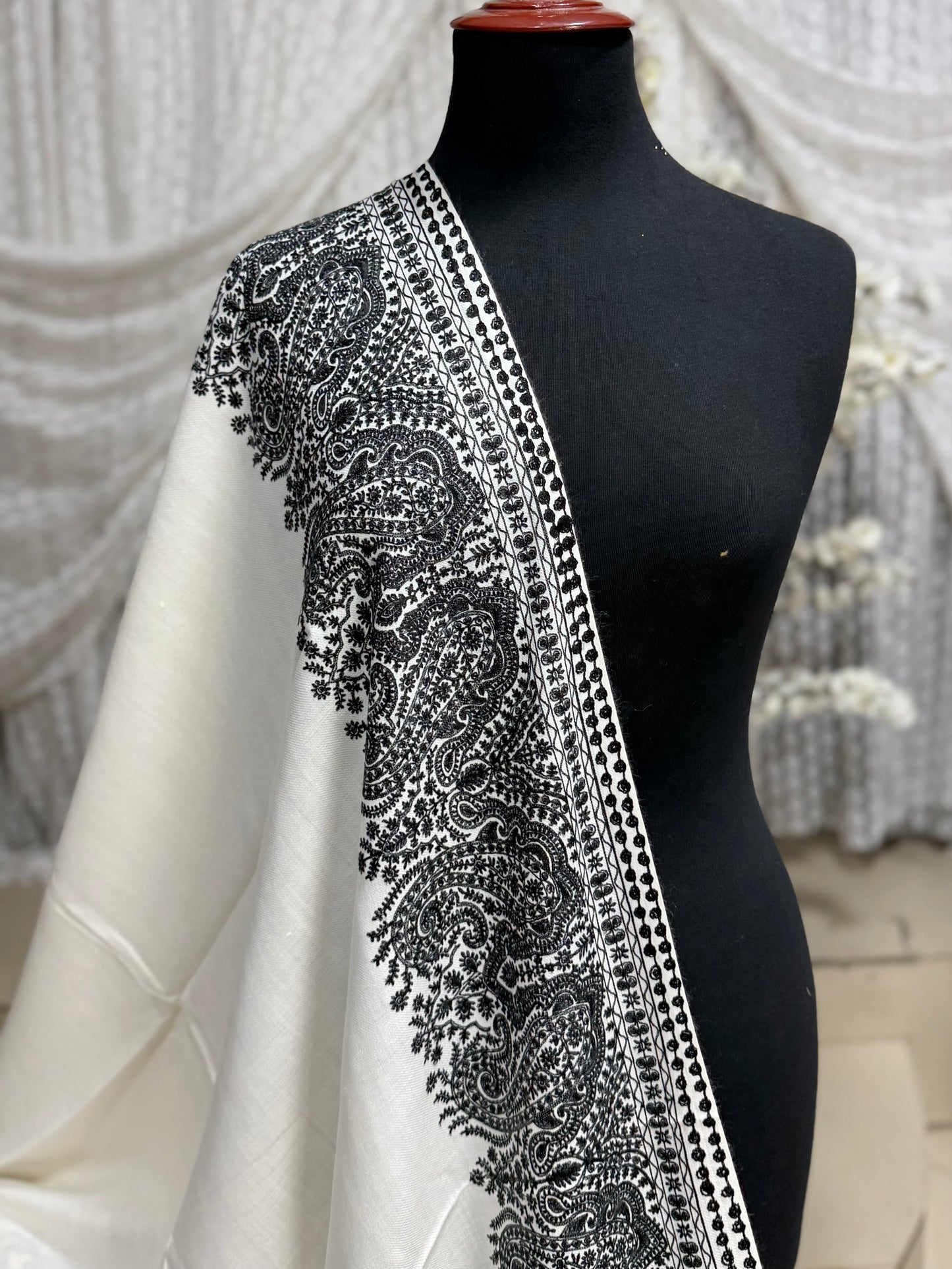 Kashmiri Shawl | 4 Side Wide Border Kashmiri Embroidery | White Black