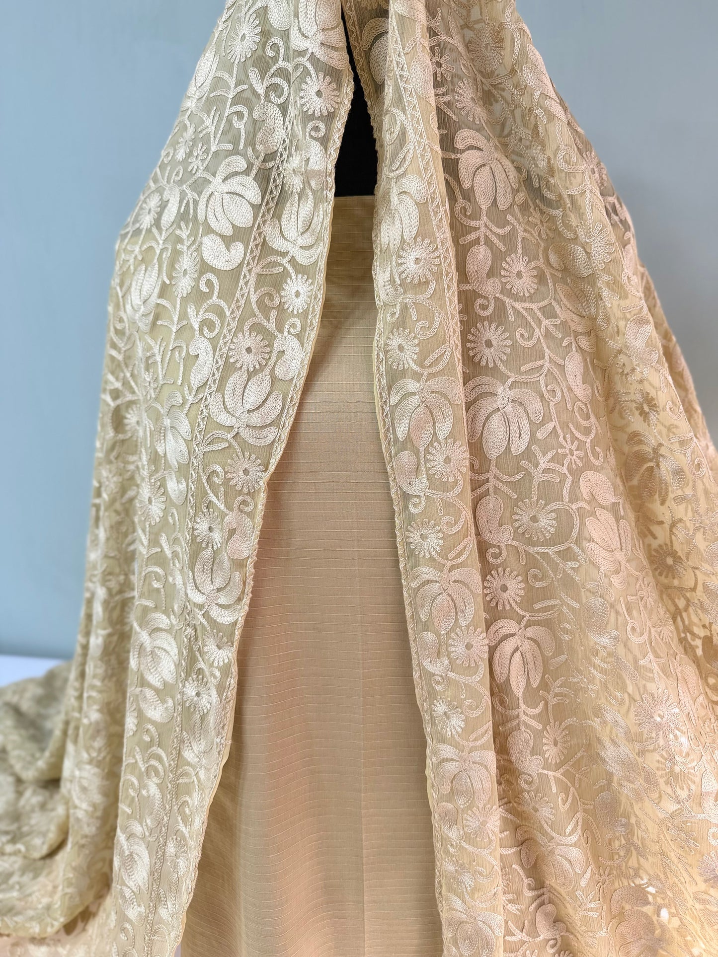 3 Piece Doria Lawn Suit With Chiffon Embroidered Dupatta | Skin