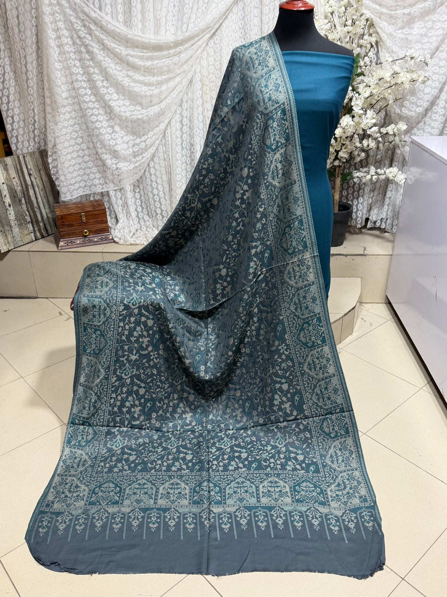 3 Piece Kani Shawl Suit | Plain Marina Suit With Kani Pashmina Shawl Perfect Gift