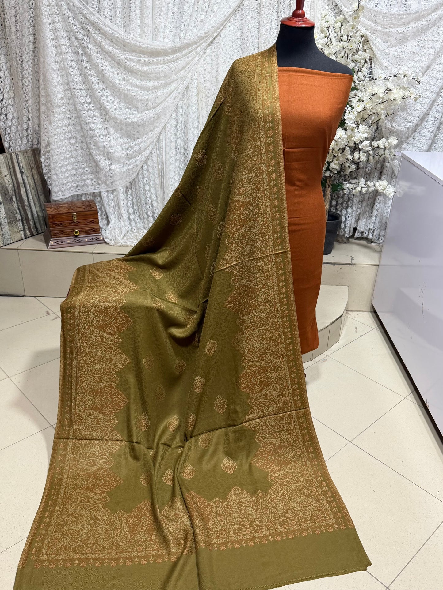 3 Piece Kani Shawl Suit | Plain Marina Suit With Kani Pashmina Shawl Perfect Gift