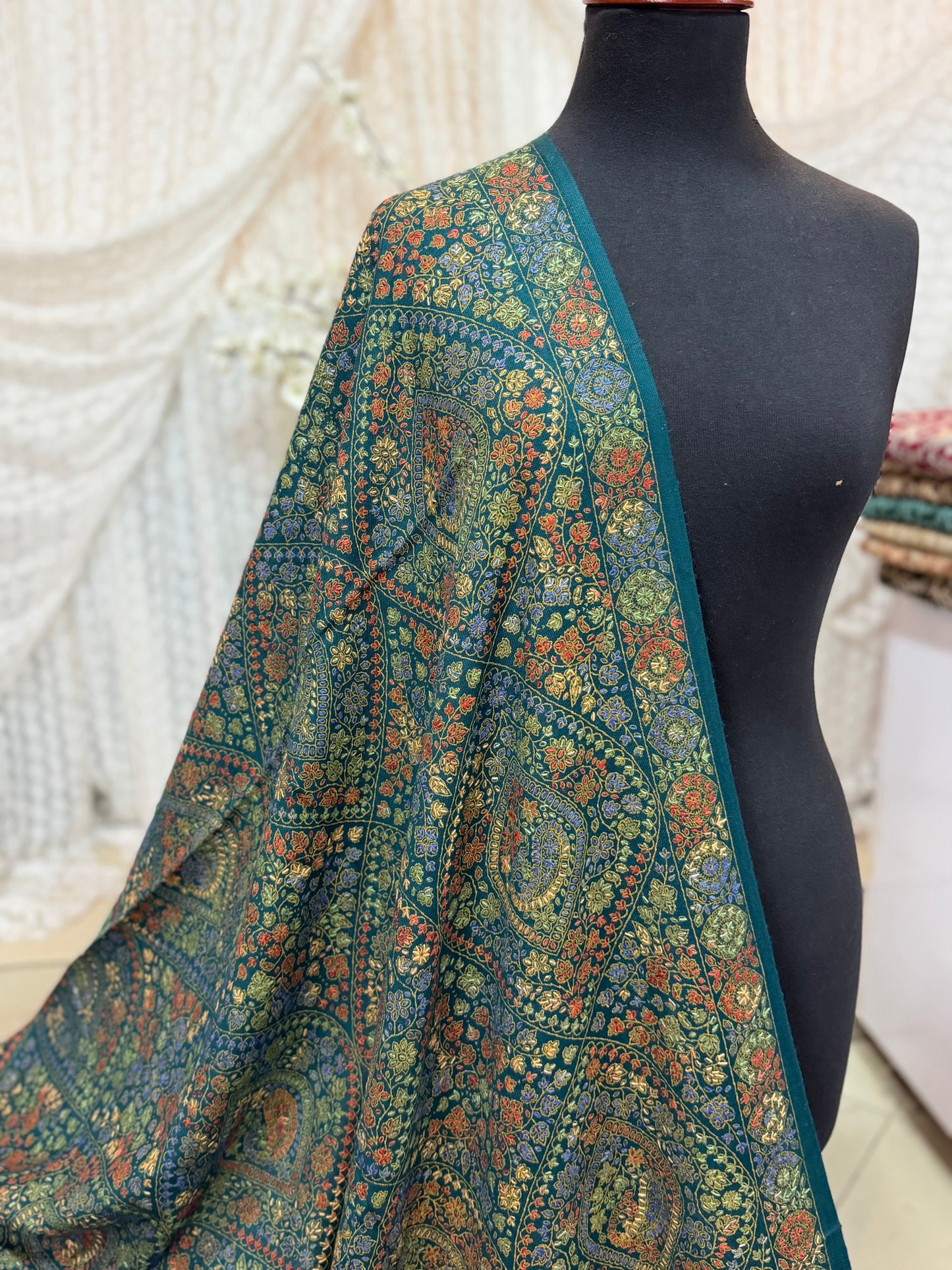 Special Pashmina Shawl | Hand Embroidery on Print Beautiful Jaal Shawl | Zinc
