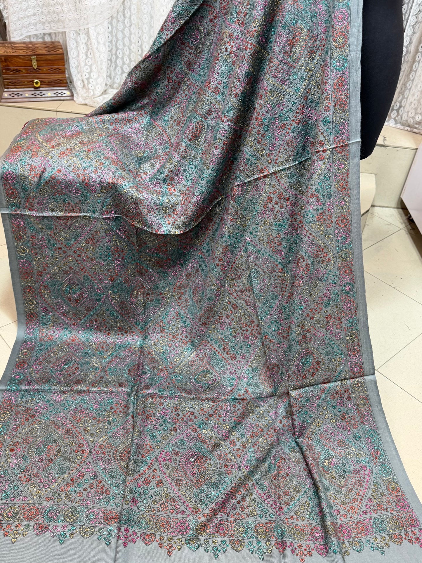 Special Pashmina Shawl | Hand Embroidery on Print Beautiful Jaal Shawl | Grey