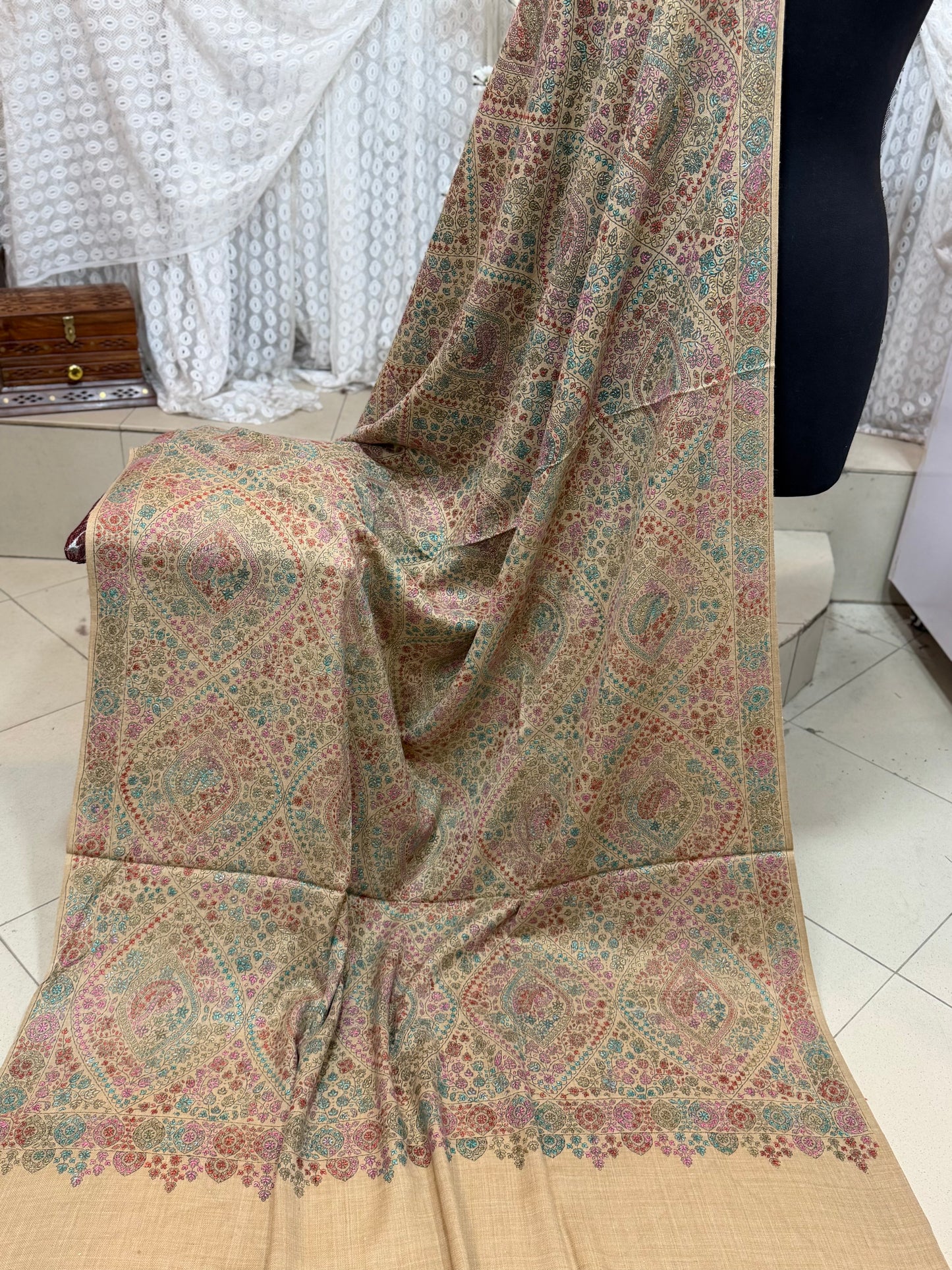 Special Pashmina Shawl | Hand Embroidery on Print Beautiful Jaal Shawl | Skin