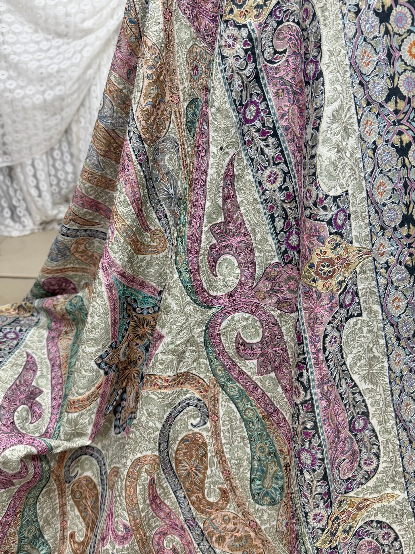 Qalamkar Shawl on Toosh Base | Made in Kashmir Multicolor Floral Design