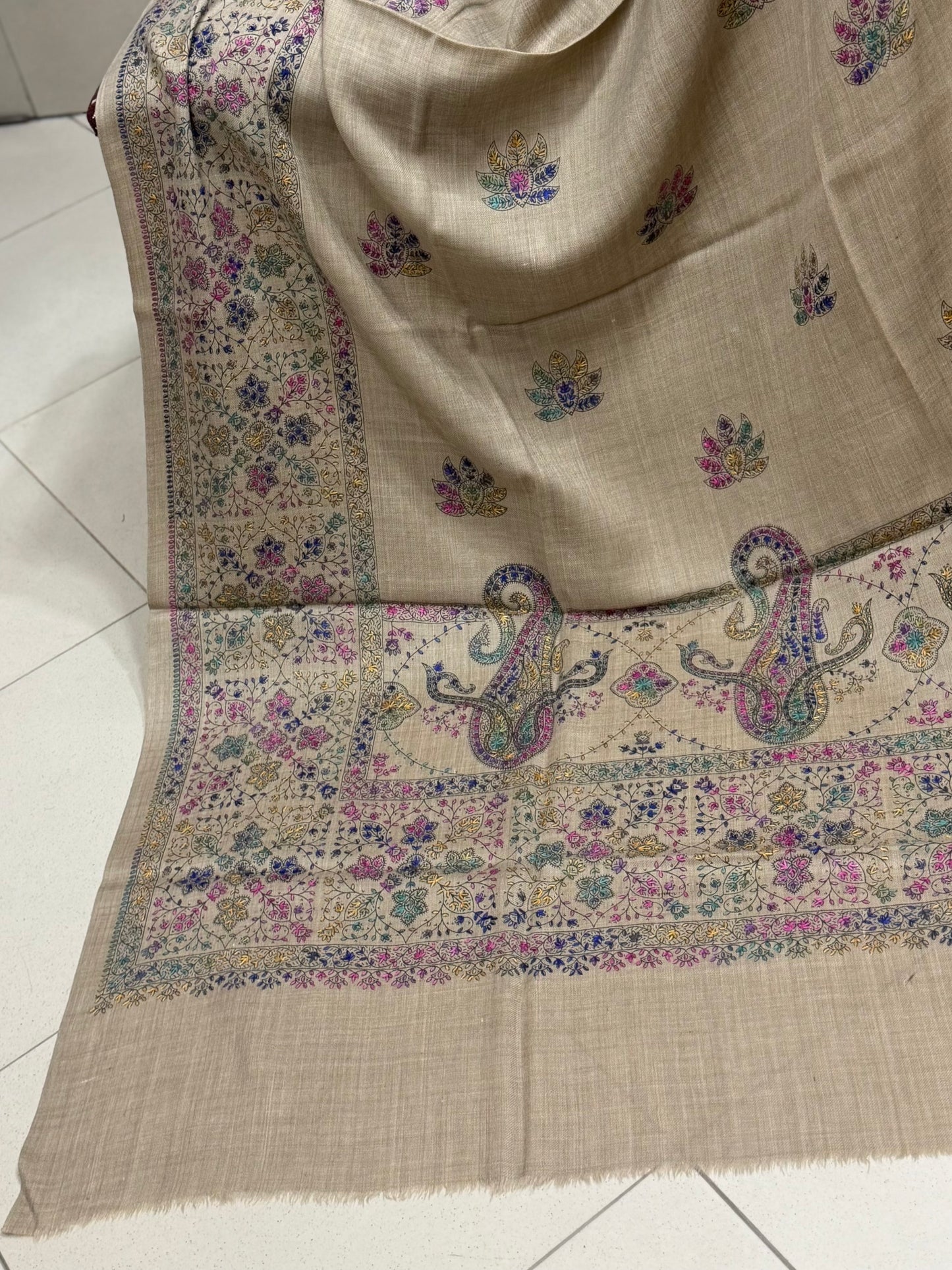 Pashmina Shawl | Hand Embroidery on Print Beautiful Shawl | Dark Skin