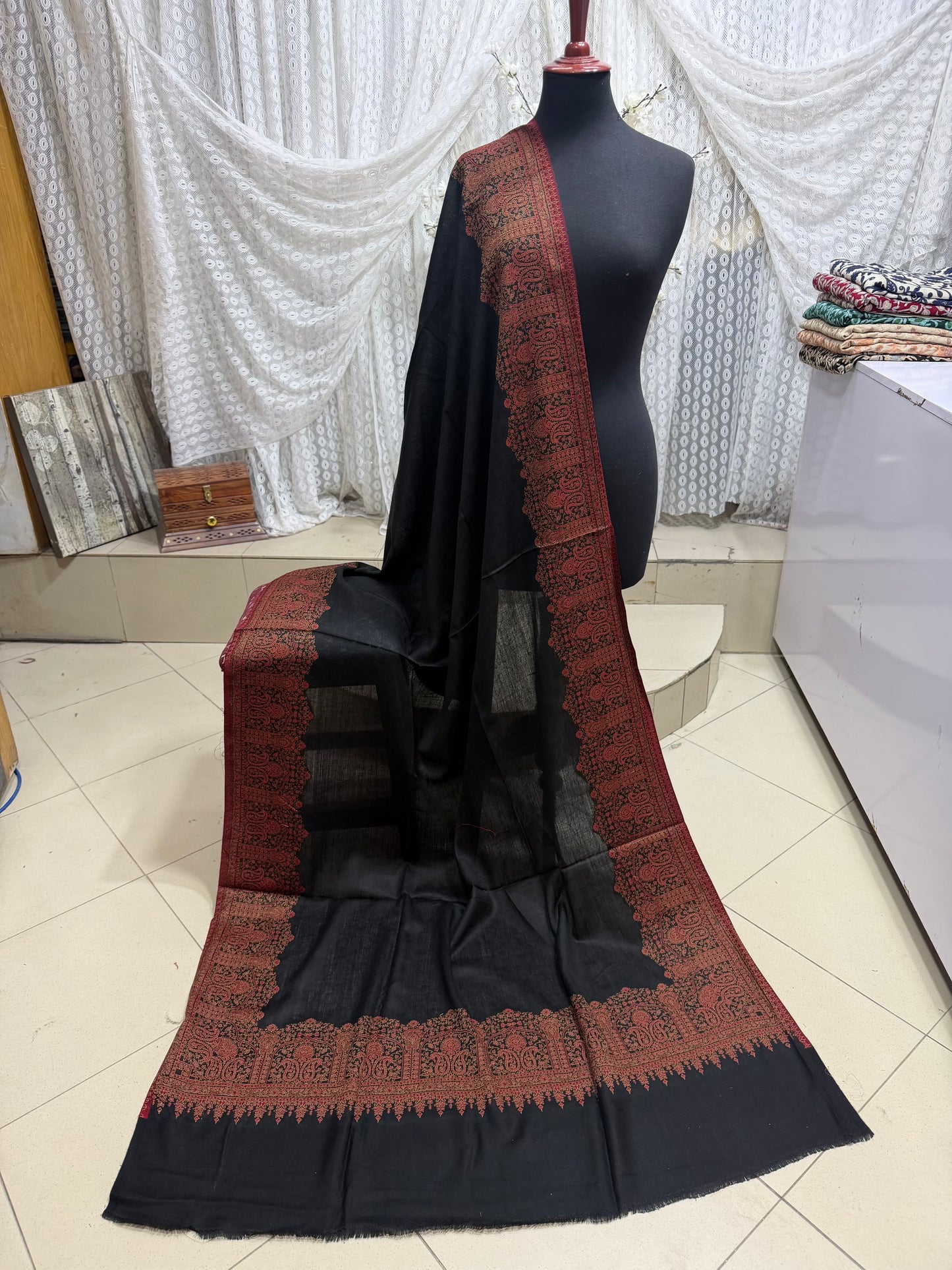 Pashmina Wool Kani Border Shawl in Full Size 4 Side Border | Black