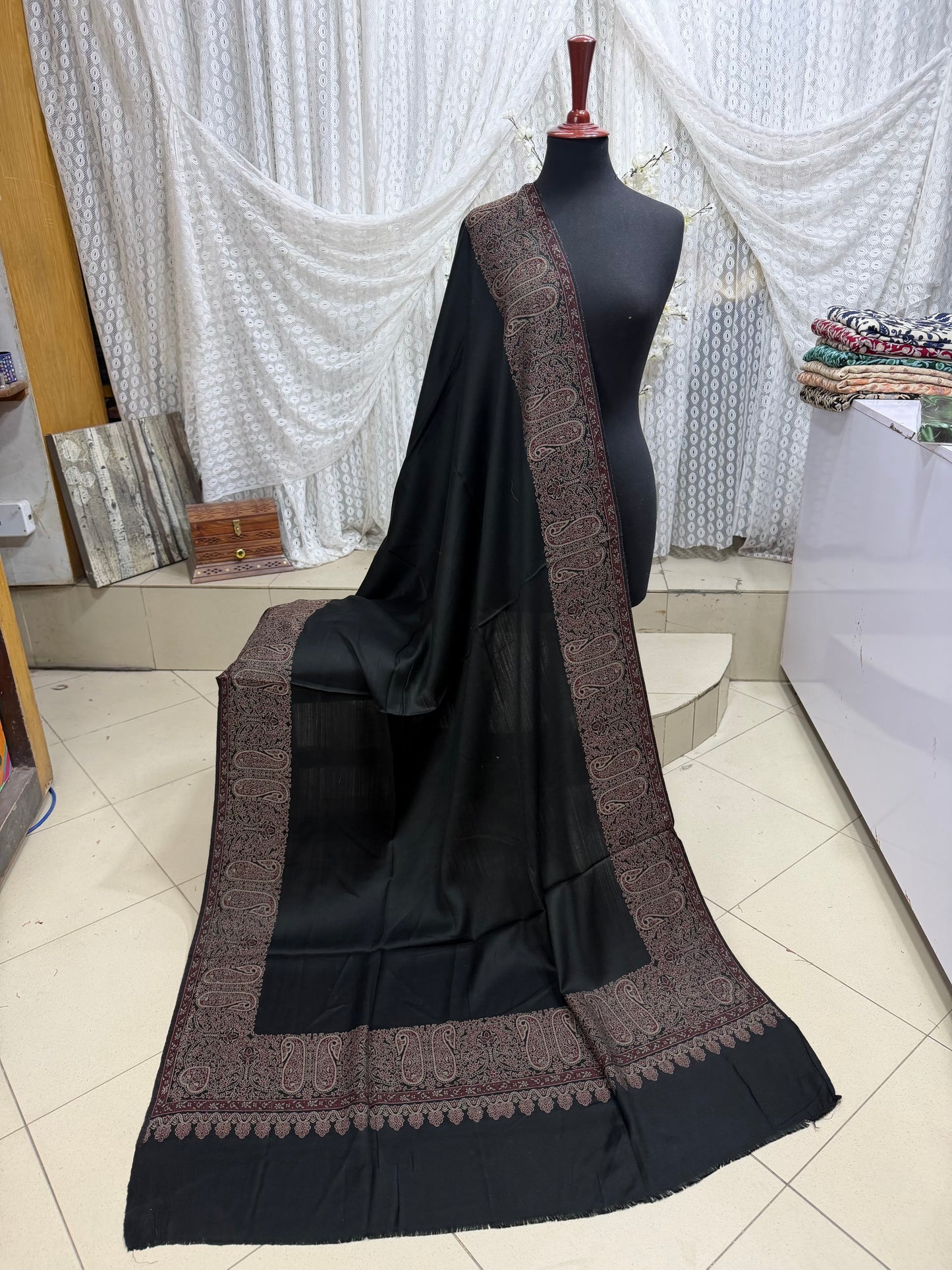 Pashmina Wool Kani Border Shawl in Full Size 4 Side Border | Black