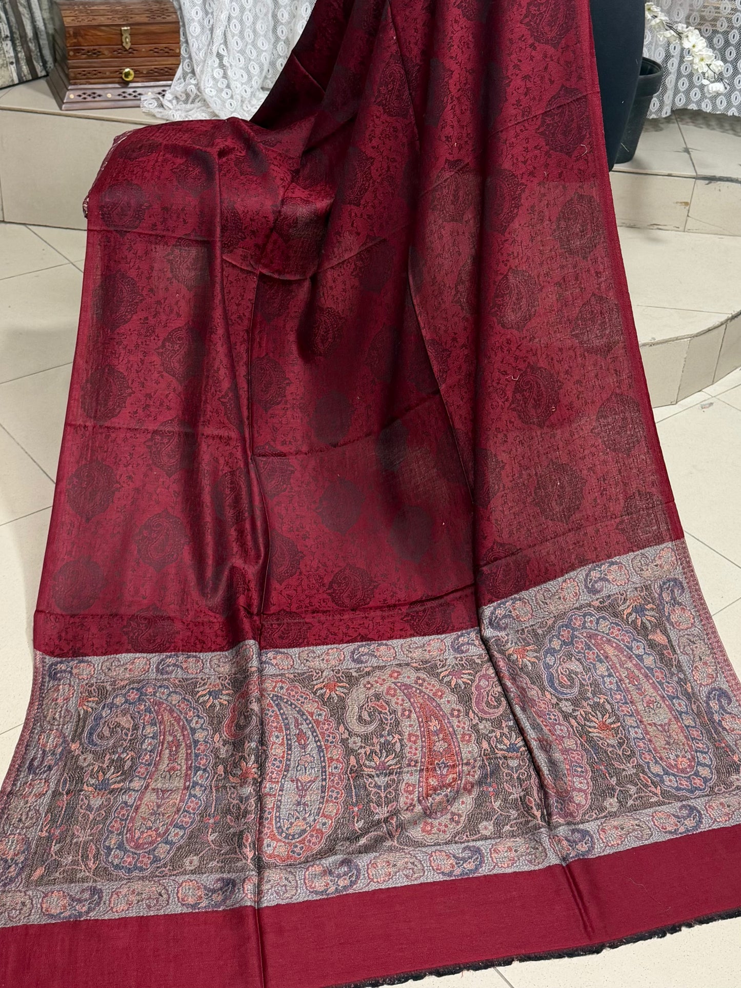 Self Toosh Kani Palla Shawl Made in Kashmir | Perfect Gift For Winters