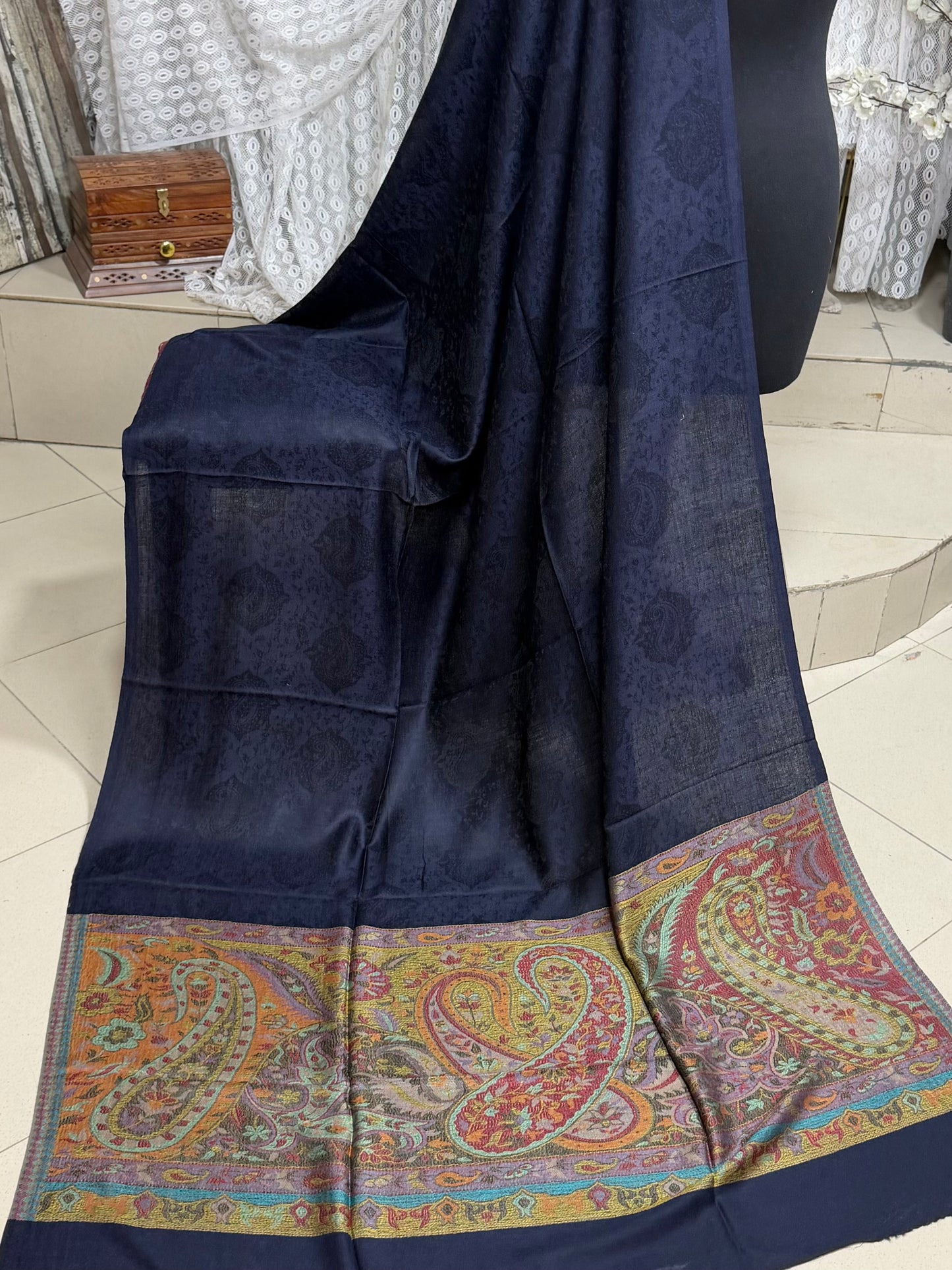 Self Toosh Kani Palla Shawl Made in Kashmir | Perfect Gift For Winters