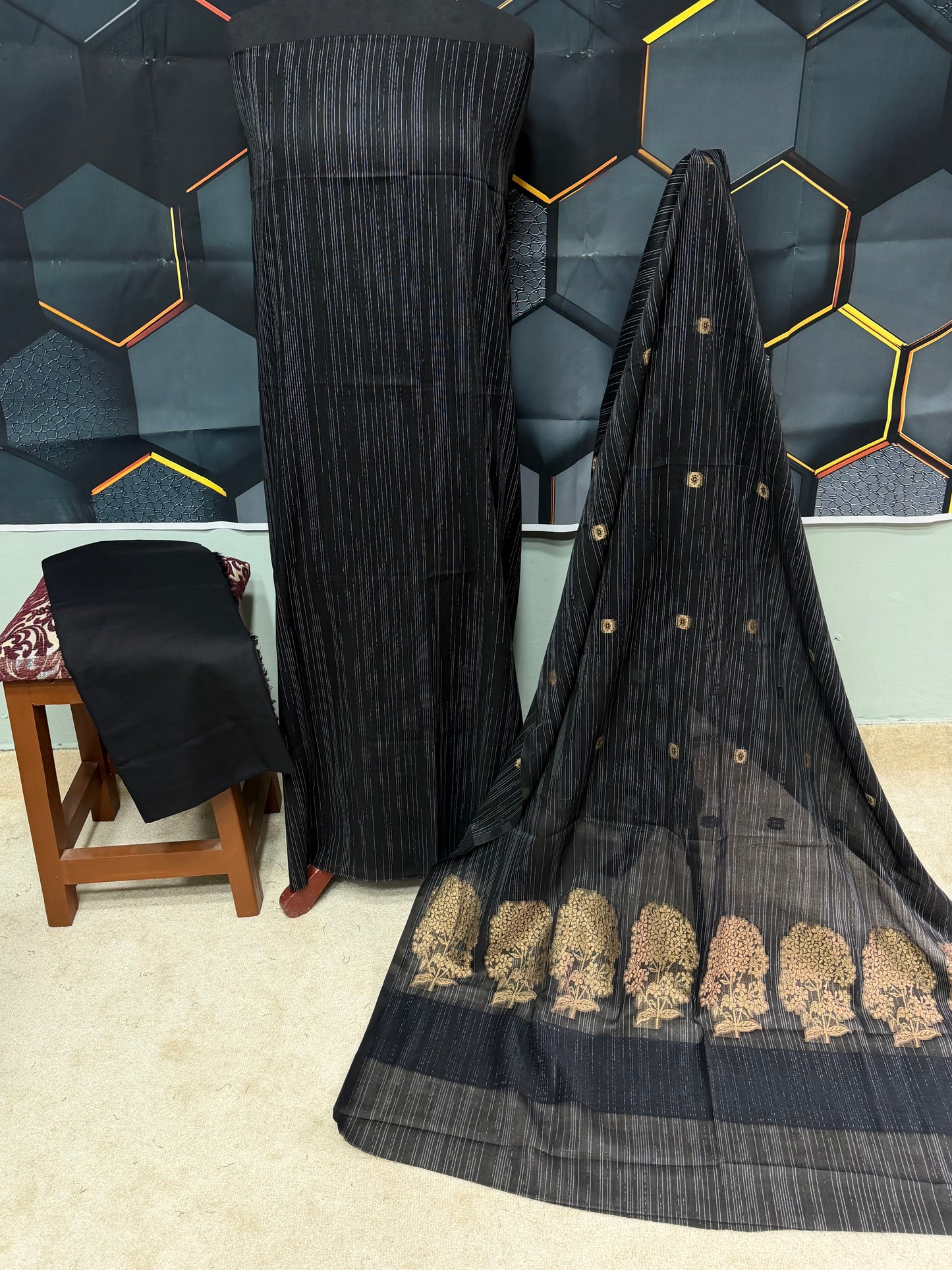 3 Piece Rangoli Lawn Suit With Lawn Kani Dupatta | Black