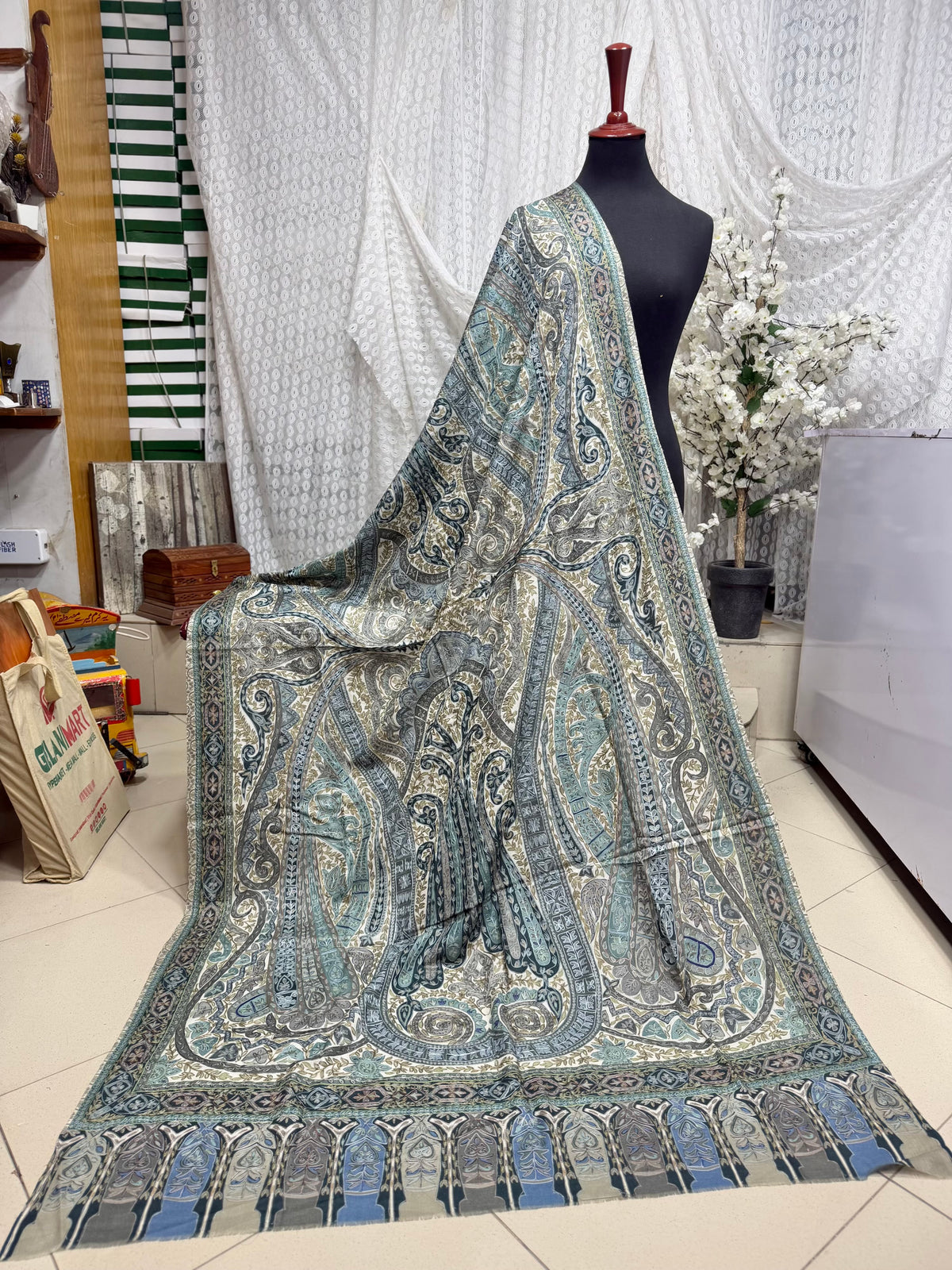 Qalamkar Shawl on Toosh Base | Made in Kashmir Multicolor Floral Design | Q102