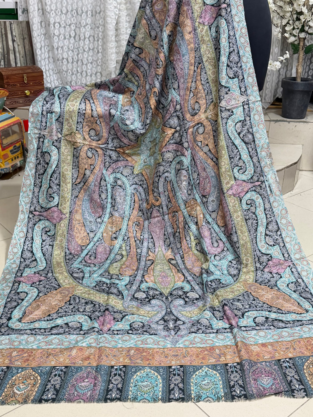 Qalamkar Shawl on Toosh Base | Made in Kashmir Multicolor Floral Design | Q110