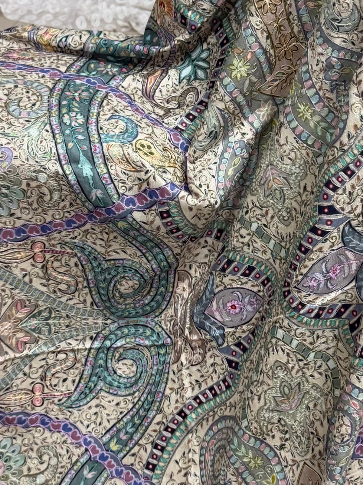 Qalamkar Shawl on Toosh Base | Made in Kashmir Multicolor Floral Design | Q112