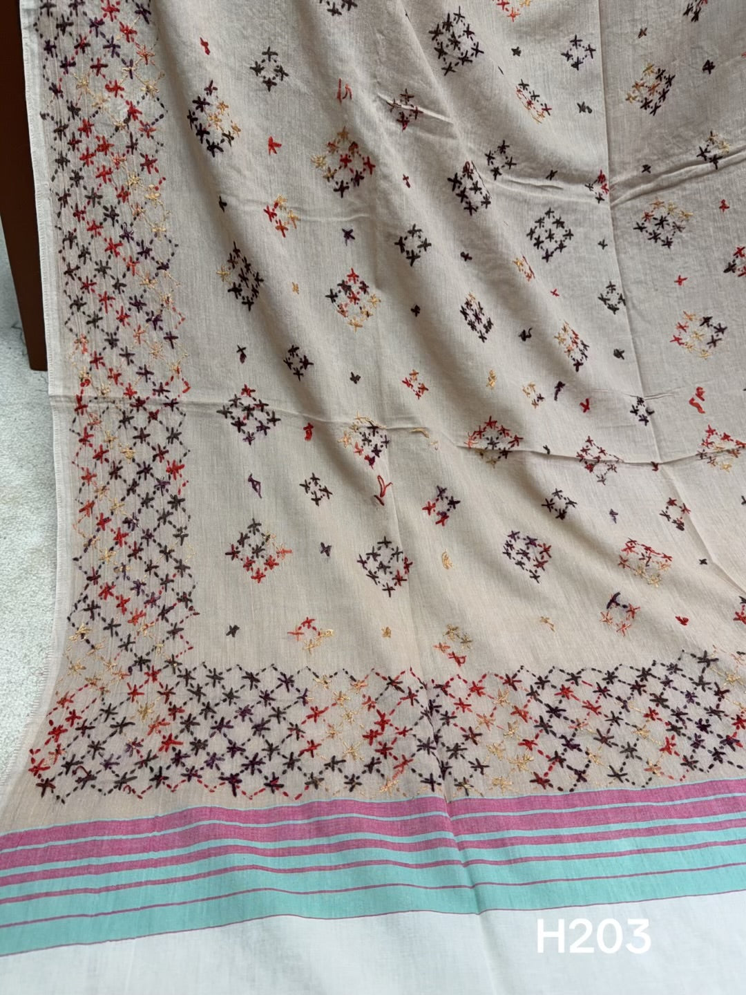 Handmade Lawn Shawl | Fine Thread Work Pure Lawn Shawl H203