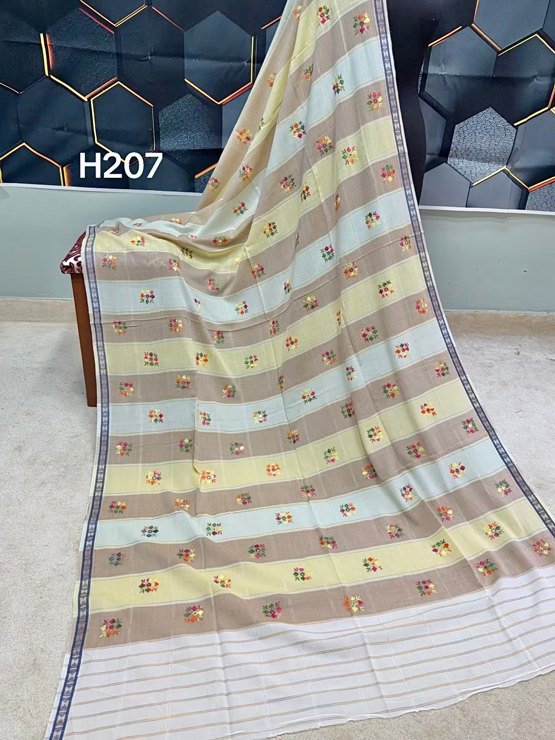 Handmade Lawn Shawl | Fine Thread Work Pure Lawn Shawl H207