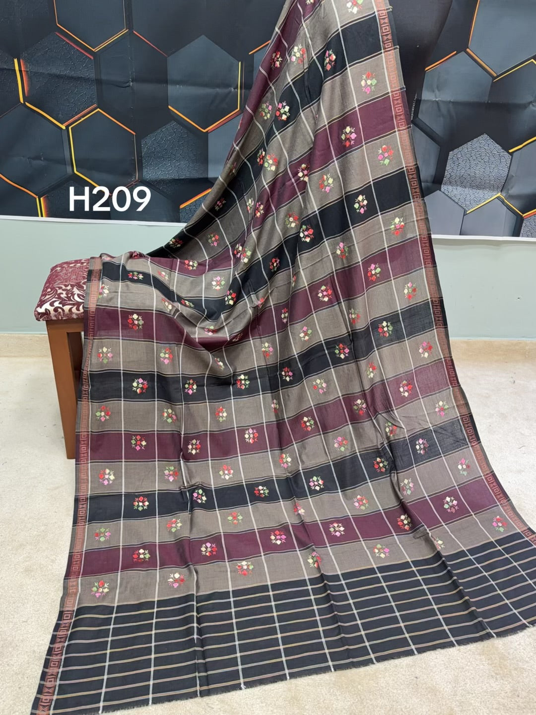 Handmade Lawn Shawl | Fine Thread Work Pure Lawn Shawl H209