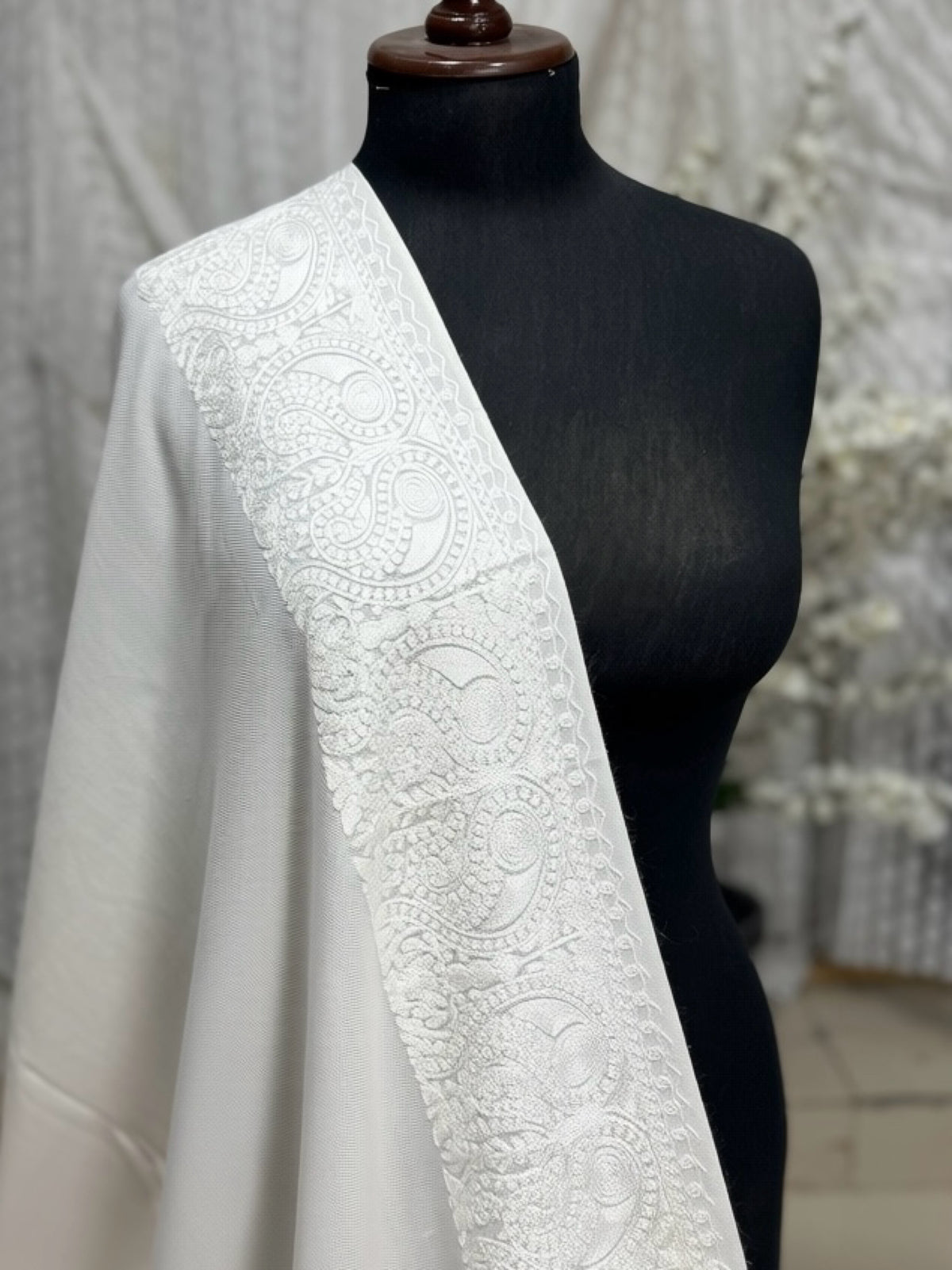 Kashmiri Shawl | 4 Side Wide Border Kashmiri Embroidery | White With White