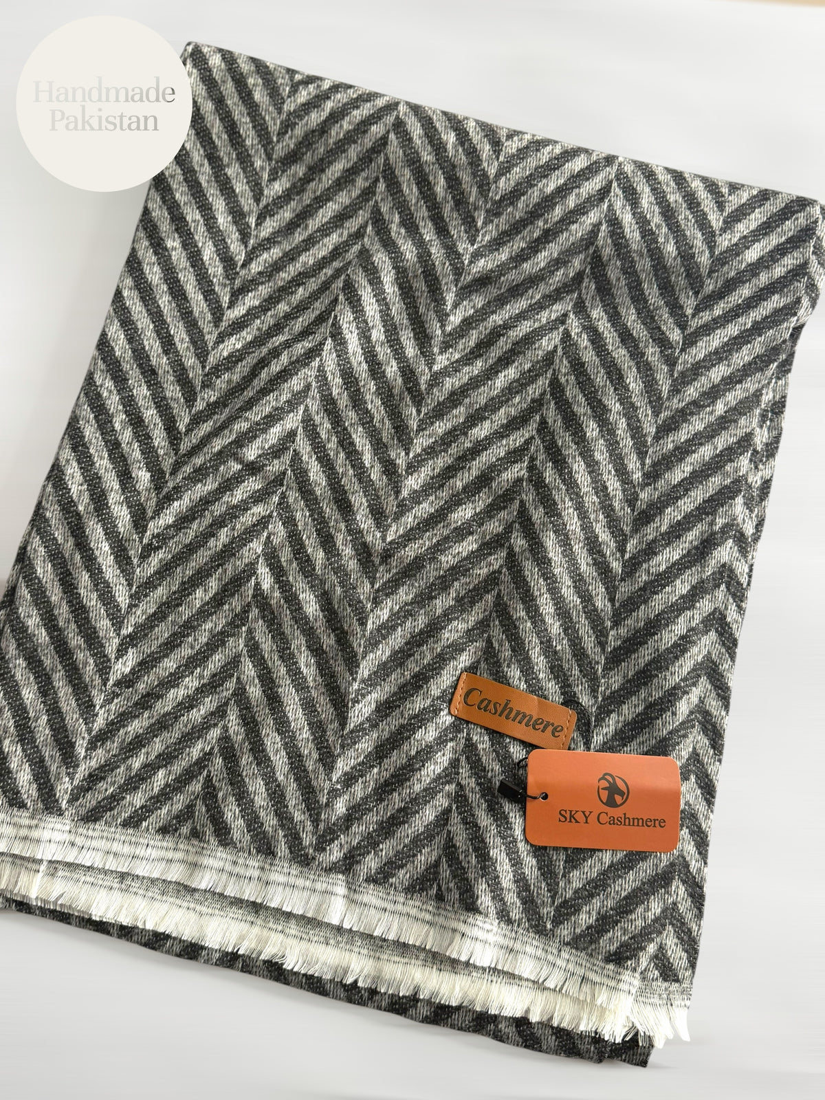 Plain ZigZag Design Sky Cashmere Stole | Black