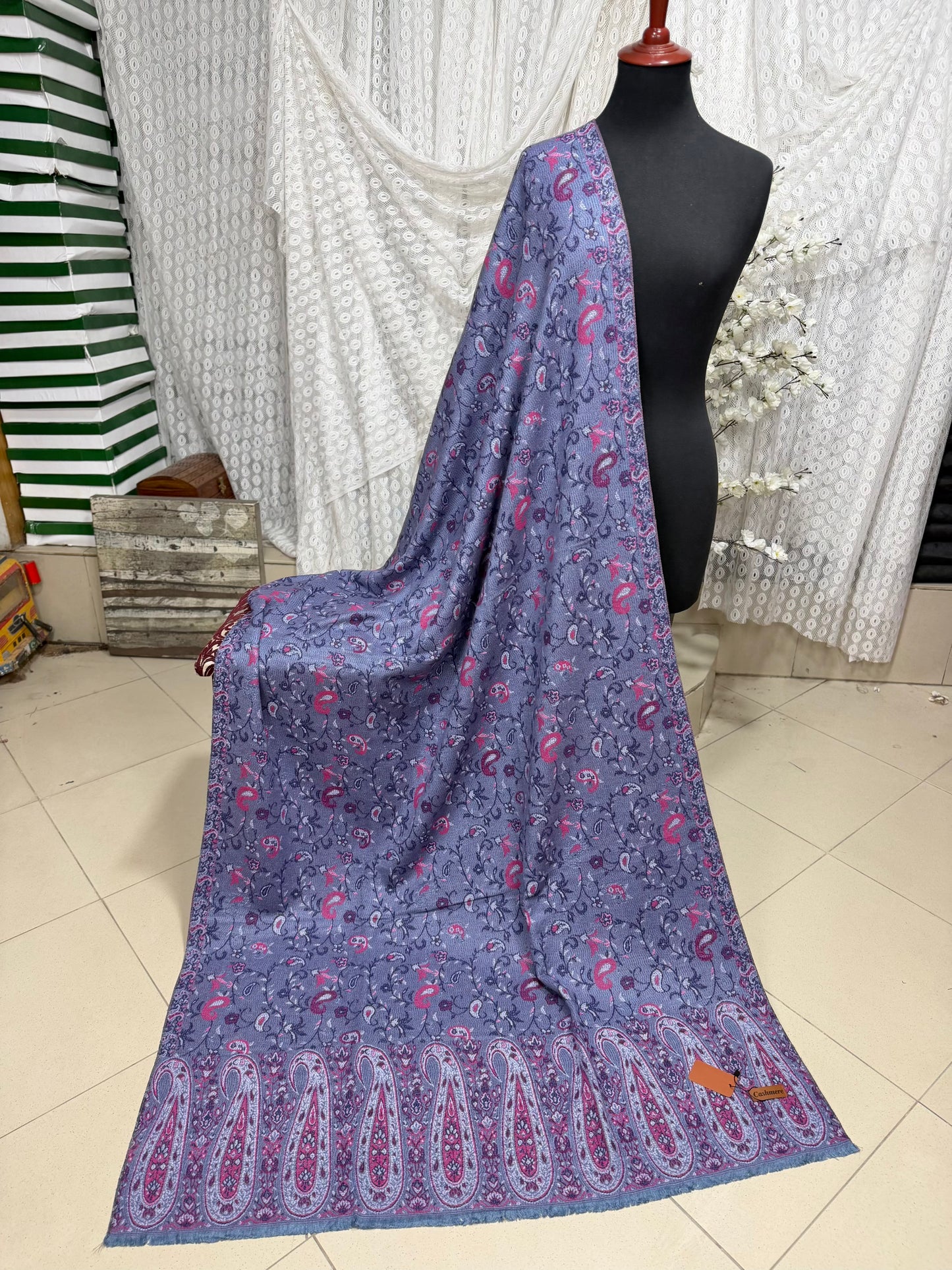 Kani Shawl | Sky Cashmere Pure Wool Shawl Perfect Soft Material for Winter | Light Purple