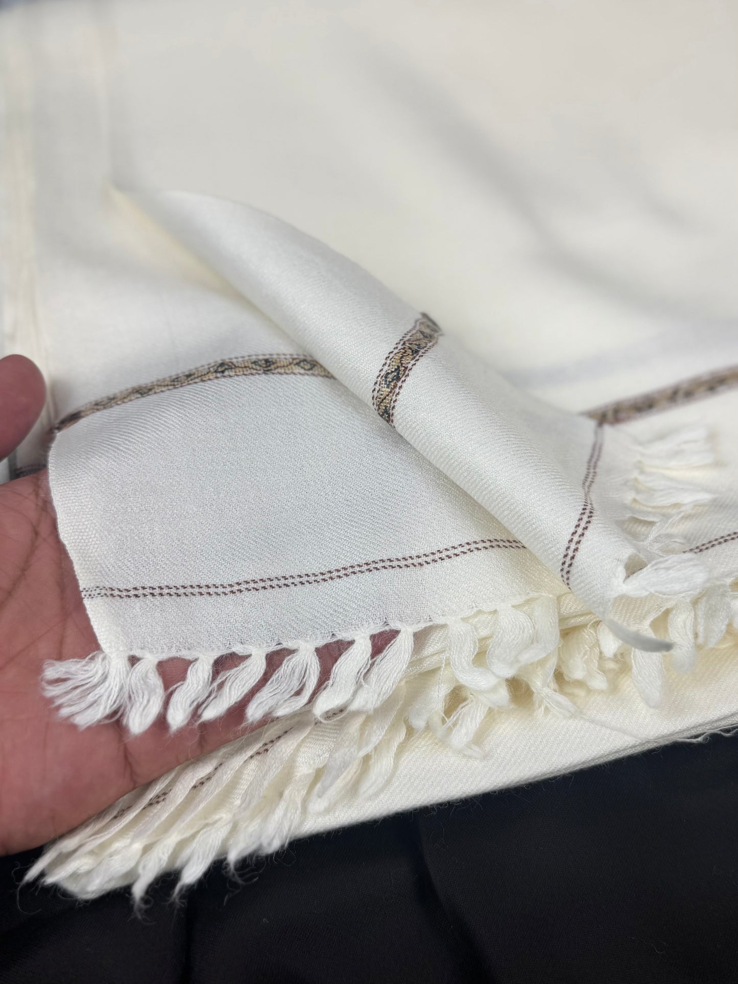 Gents Shawl | Pure, Fine and Soft Wool Islampur Swat Khaddi Made Shawl Perfect Gift | Off White