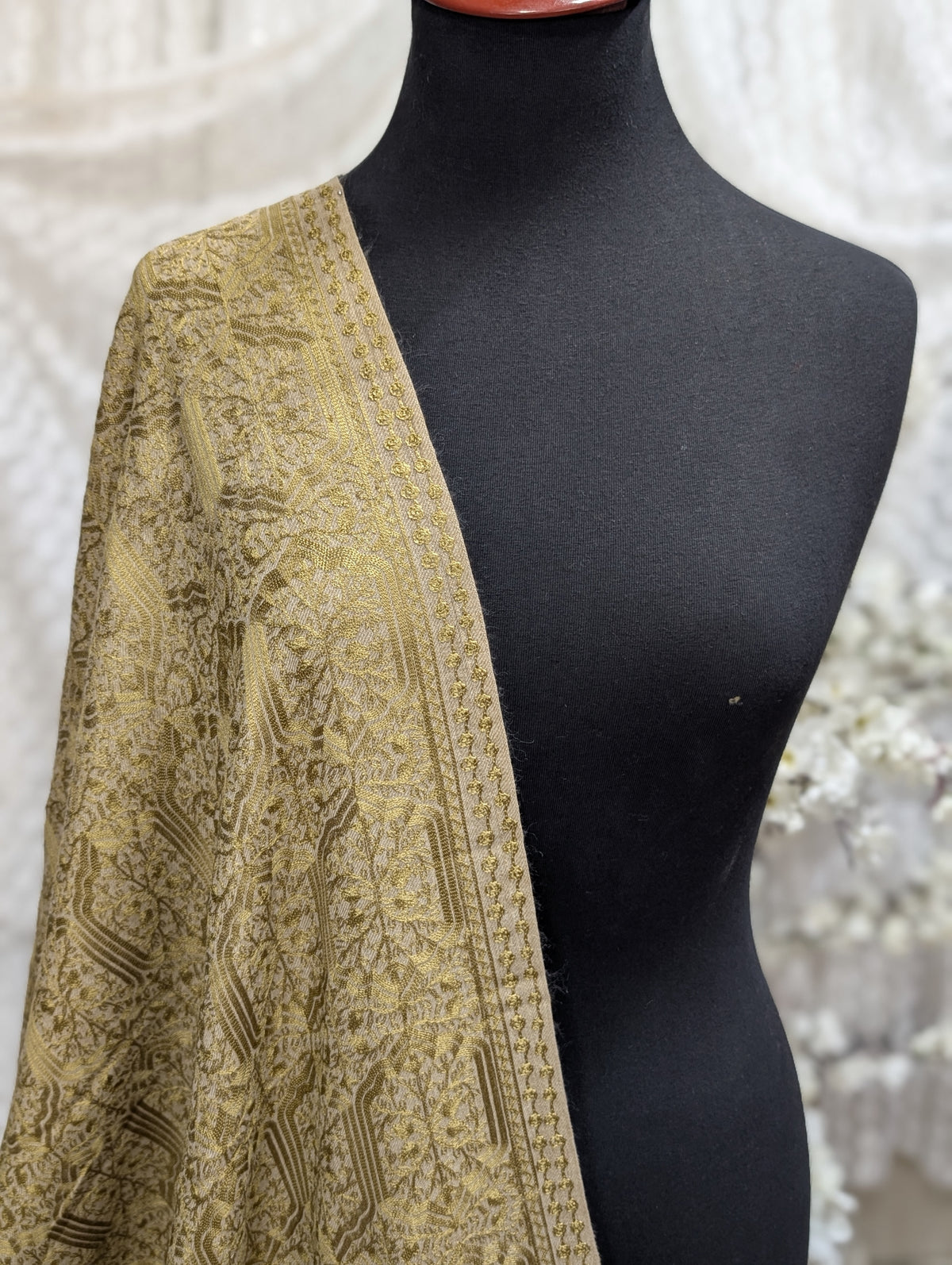 Pashmina Full Embroidered Shawl Nalki Jaal | Green on Skin
