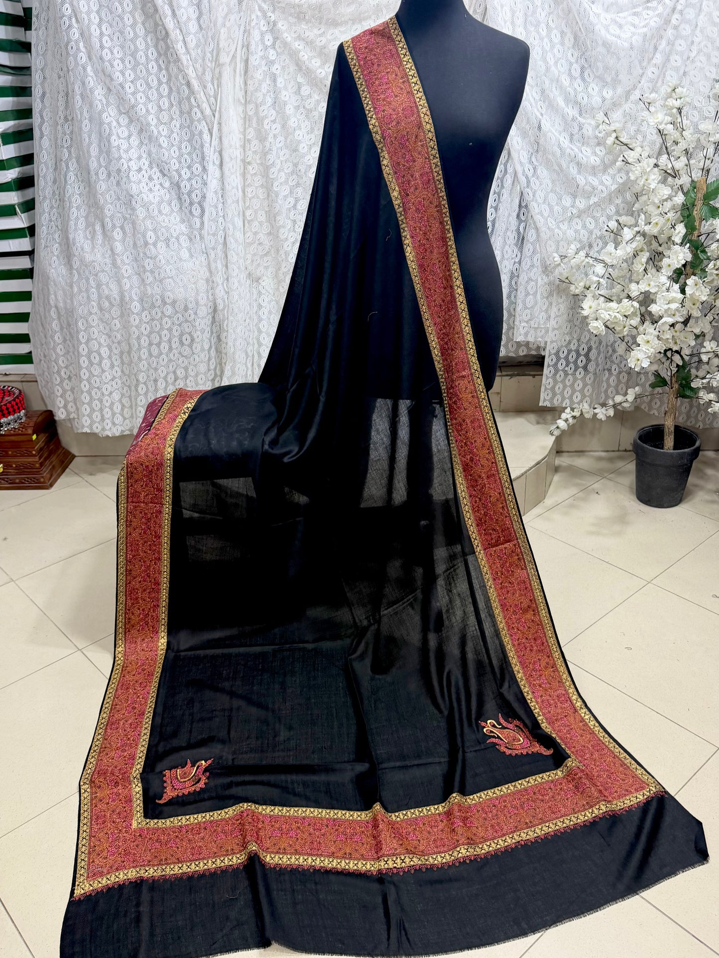 Kashmiri Shawl | Wide Border Papermache Tilla Embroidery Made in Kashmir Pure Pashmina | Black
