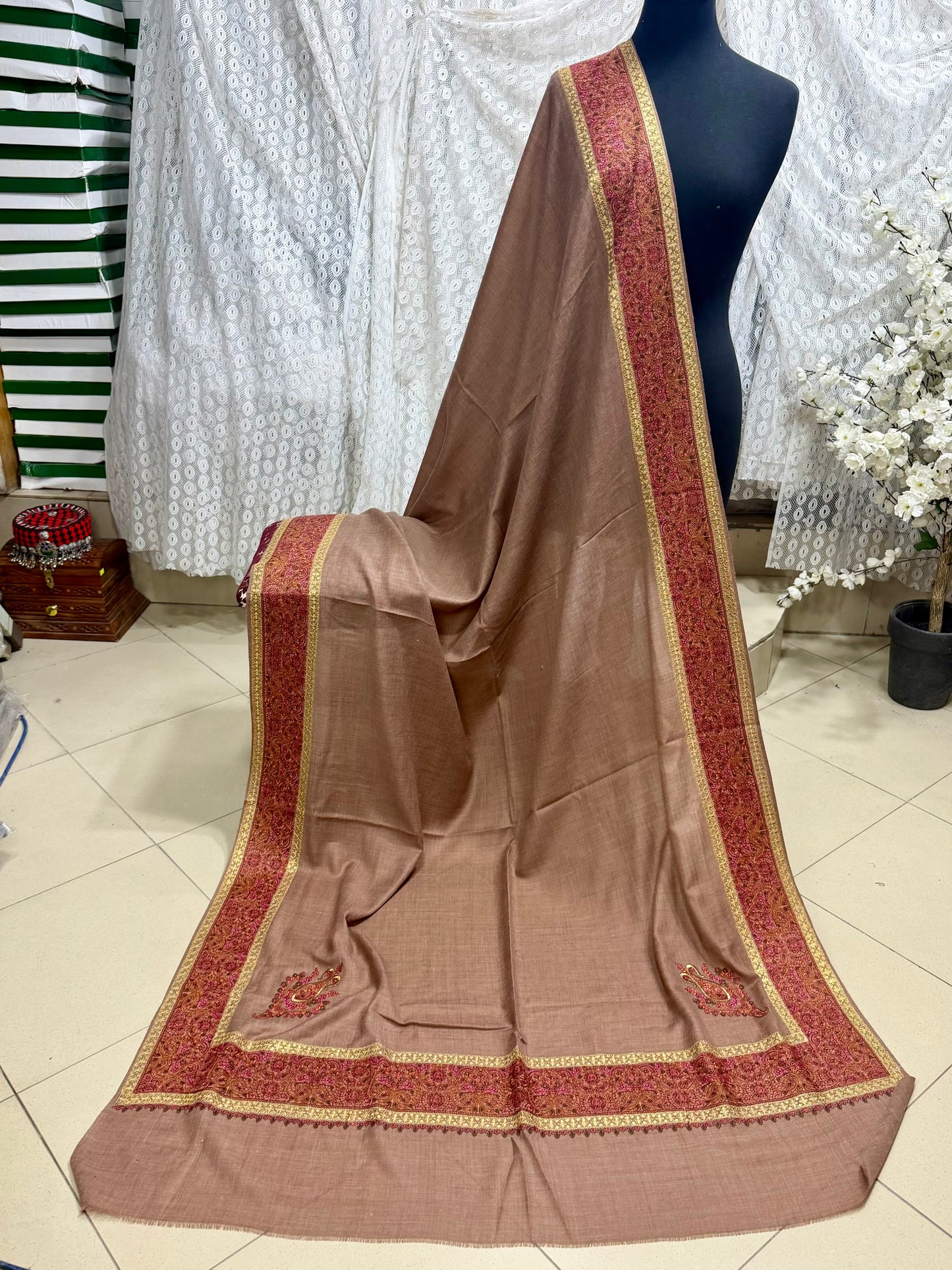 Kashmiri Shawl | Wide Border Papermache Tilla Embroidery Made in Kashmir Pure Pashmina | Dark Skin