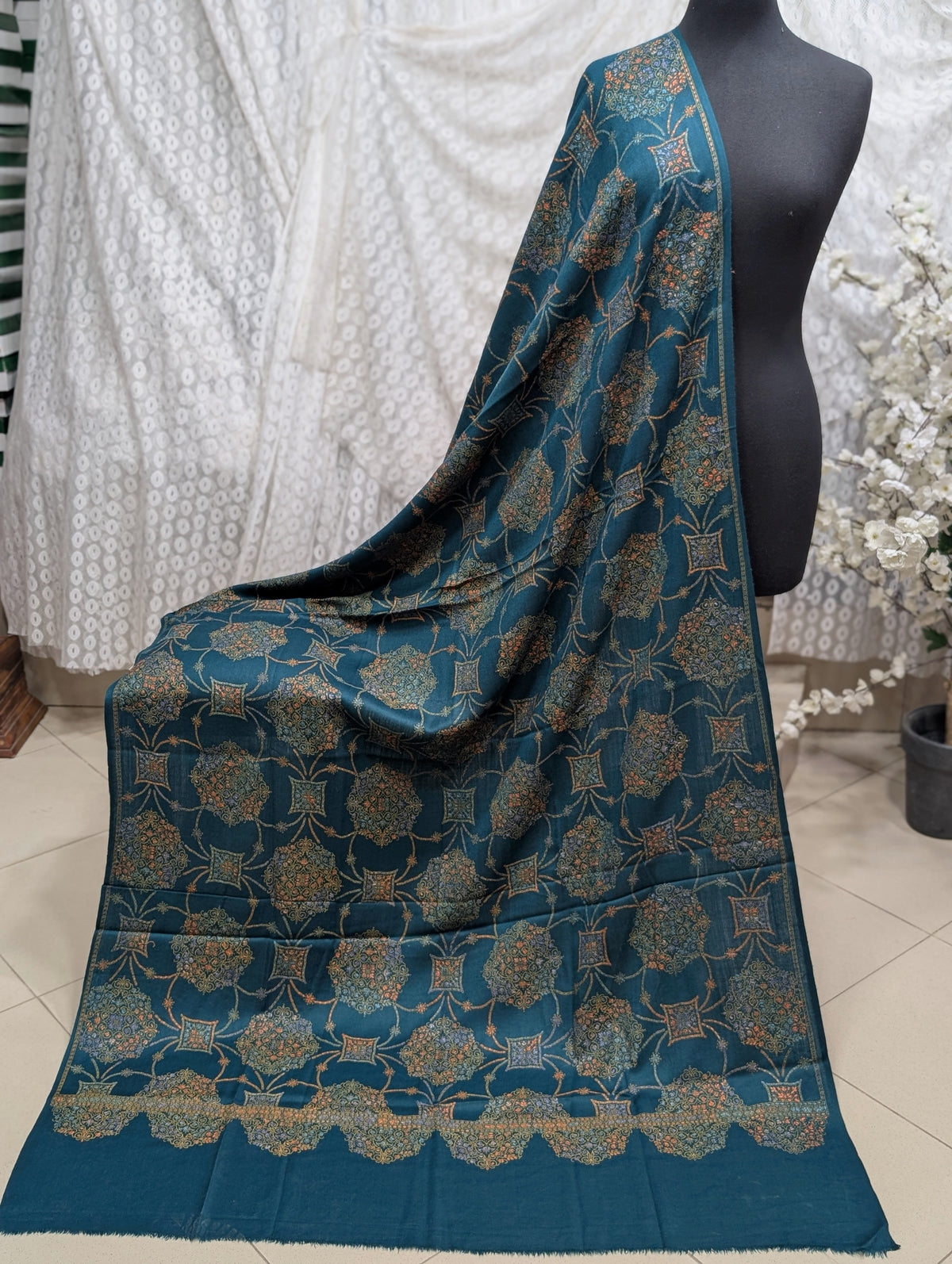 Pashmina Shawl | Hand Embroidery on Print Beautiful Shawl | Zinc