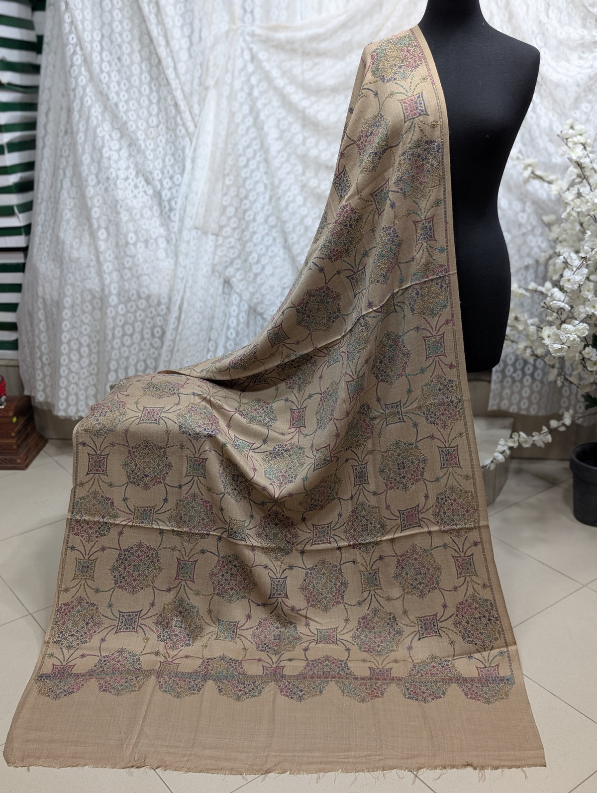 Pashmina Shawl | Hand Embroidery on Print Beautiful Shawl | Dark Skin