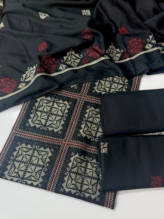 Karandi 3 Piece Embroidered Suit With Same Dupatta Shawl | Black