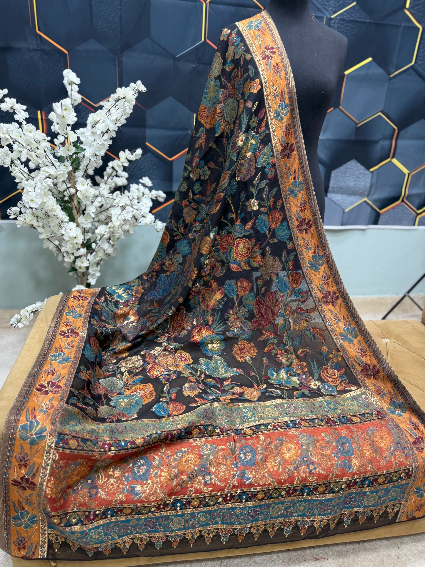 Luxury Kani Silk Shawl, Wedding Wrap Perfect Gift Made in Kashmir