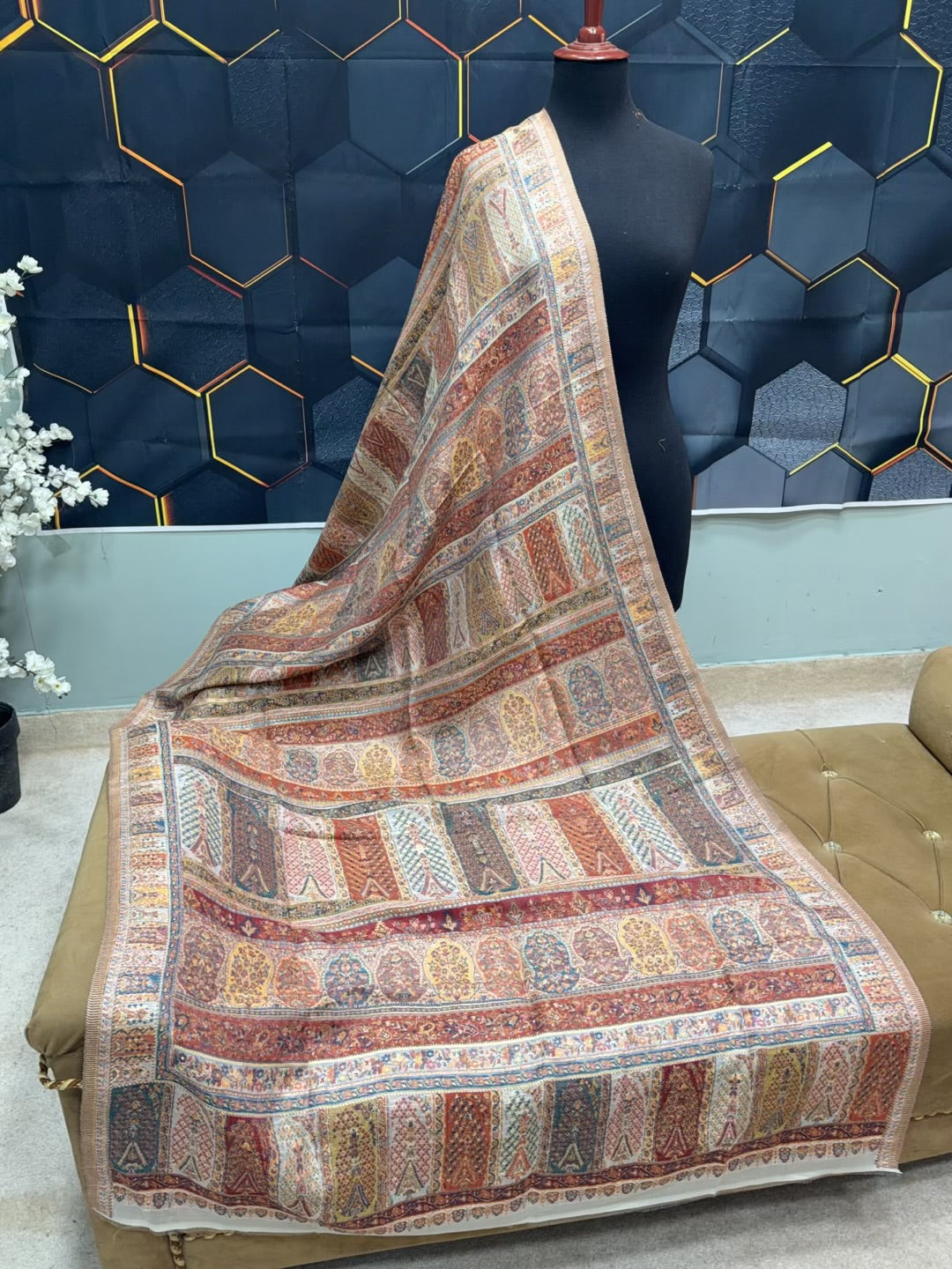 Luxury Kani Silk Shawl, Wedding Wrap Perfect Gift Made in Kashmir