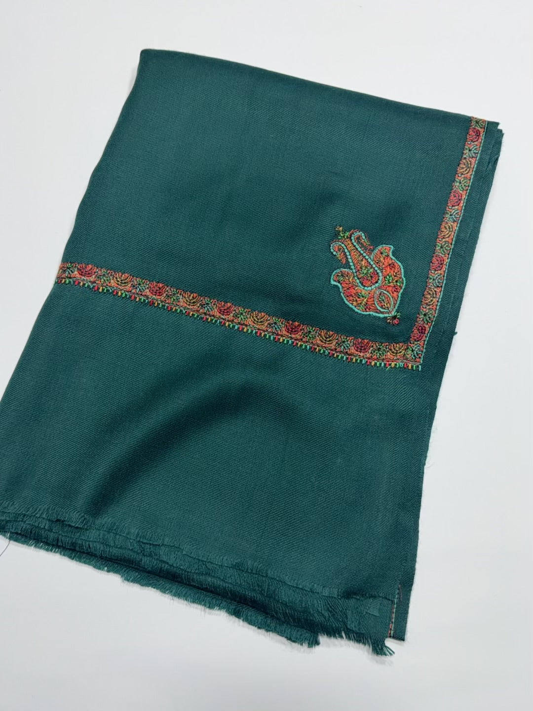Kingri Border Embroidered Pashmina Shawl | Zinc