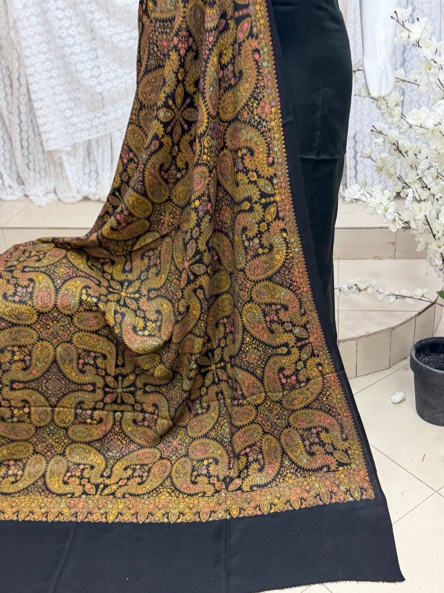 3 Piece Chikankari Suit With Pure Lawn Print Base Chikan Bore | Light Grey
