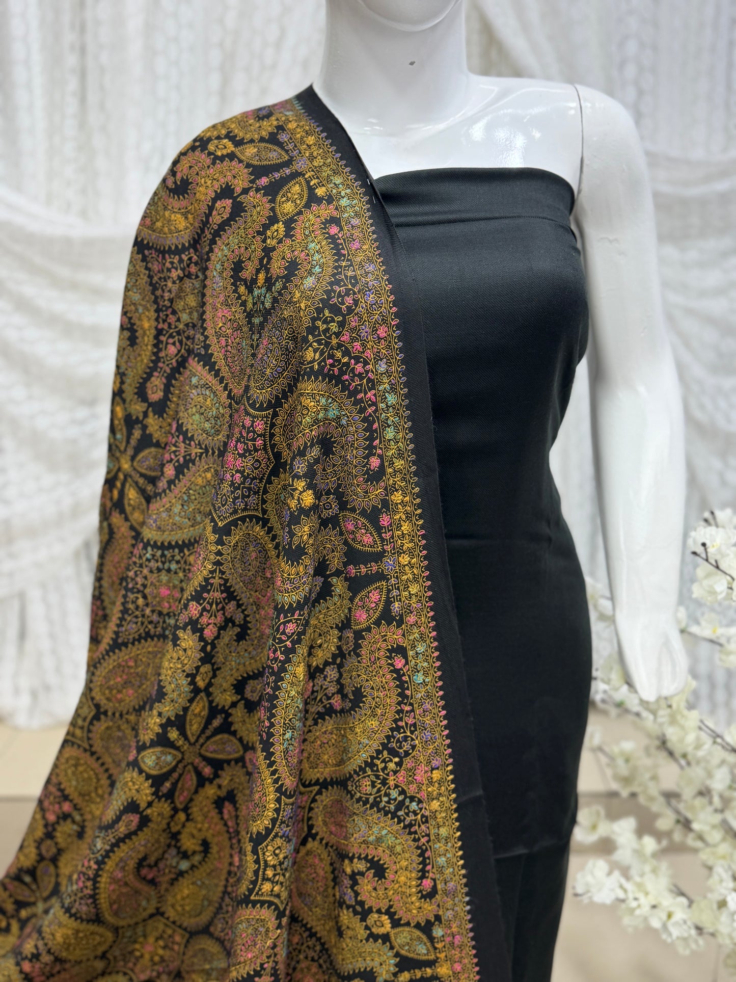 3 Piece Chikankari Suit With Pure Lawn Print Base Chikan Bore | Light Grey