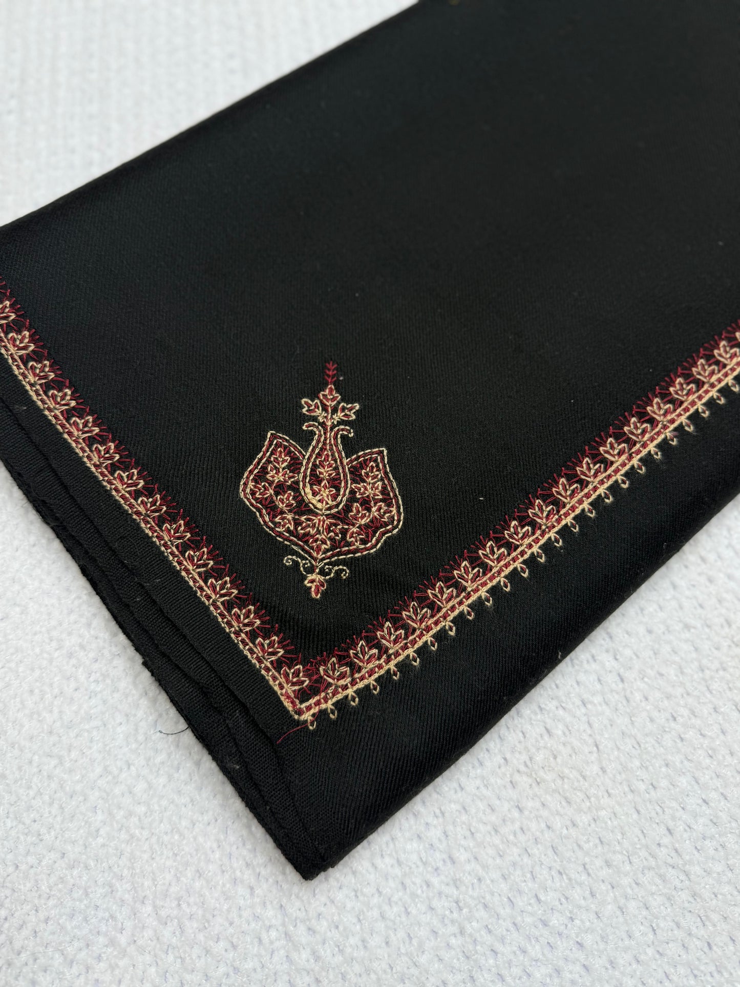 Kingri Border Embroidered Pashmina Shawl |