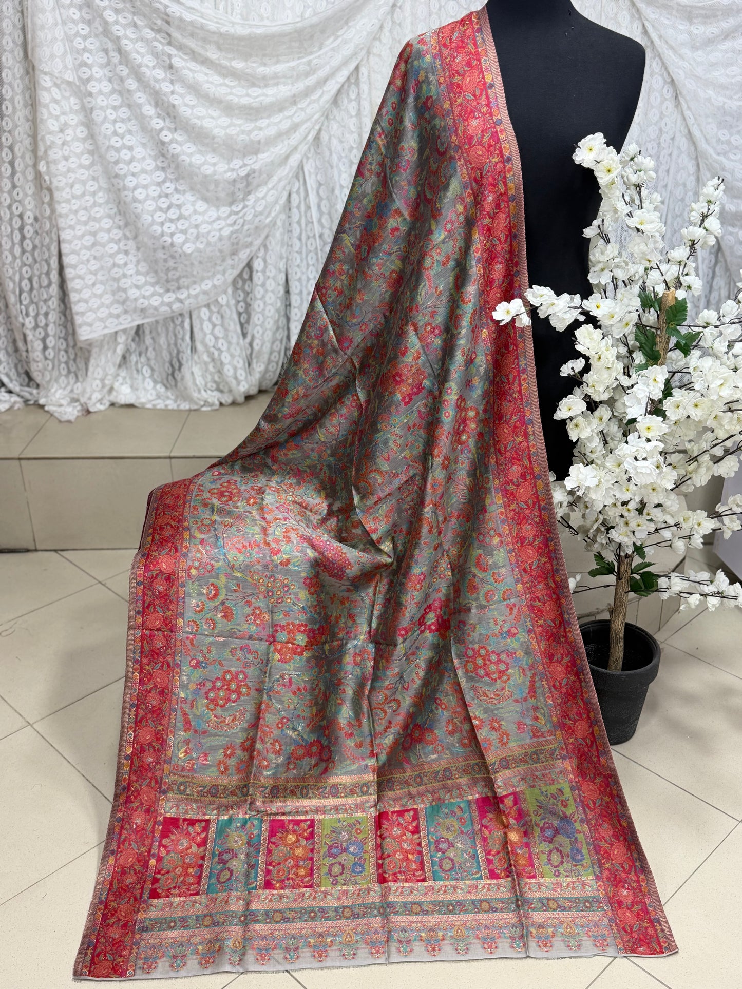 Luxury Kani Silk Shawl, Wedding Wrap Perfect Gift Made in Kashmir