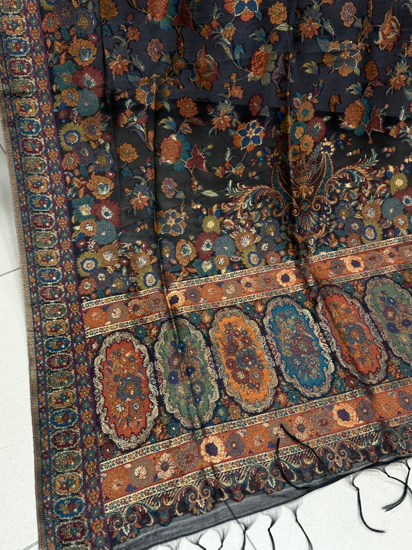 Luxury Kani Silk Shawl, Wedding Wrap Perfect Gift Made in Kashmir