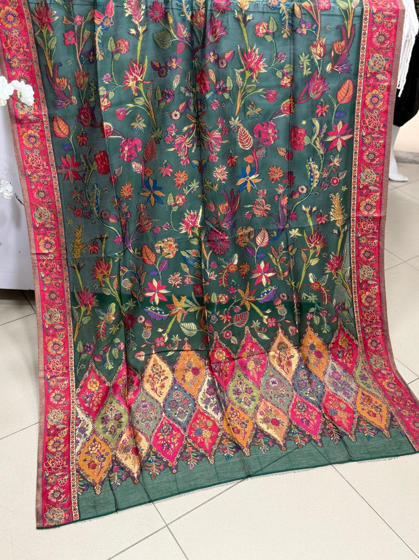 Luxury Kani Silk Shawl, Wedding Wrap Perfect Gift Made in Kashmir