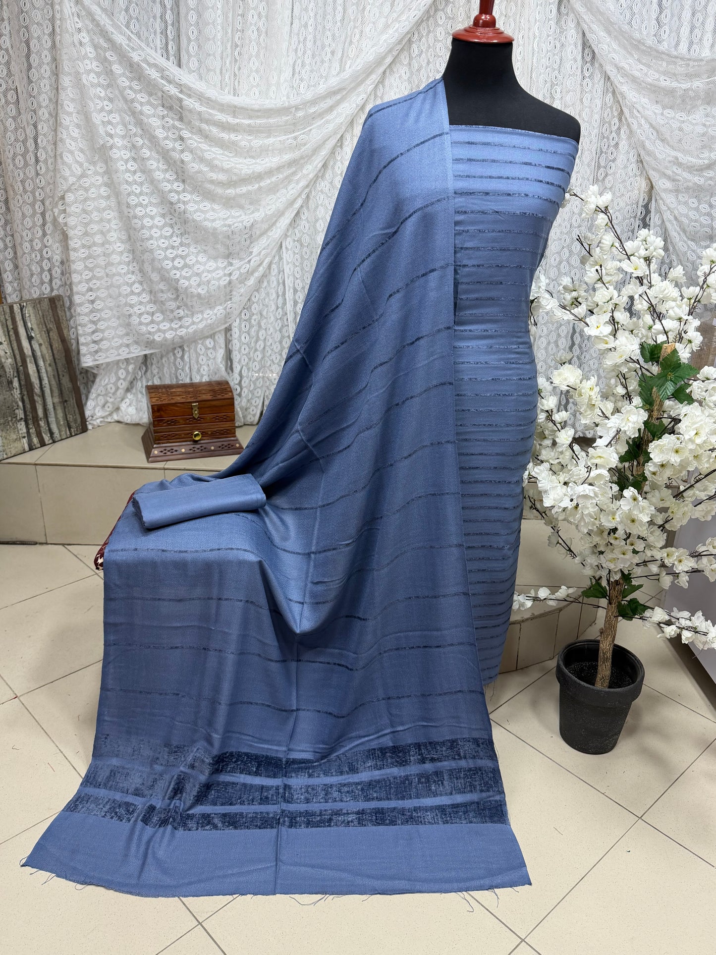 2 Piece Allover Nino Tarkashi Suit