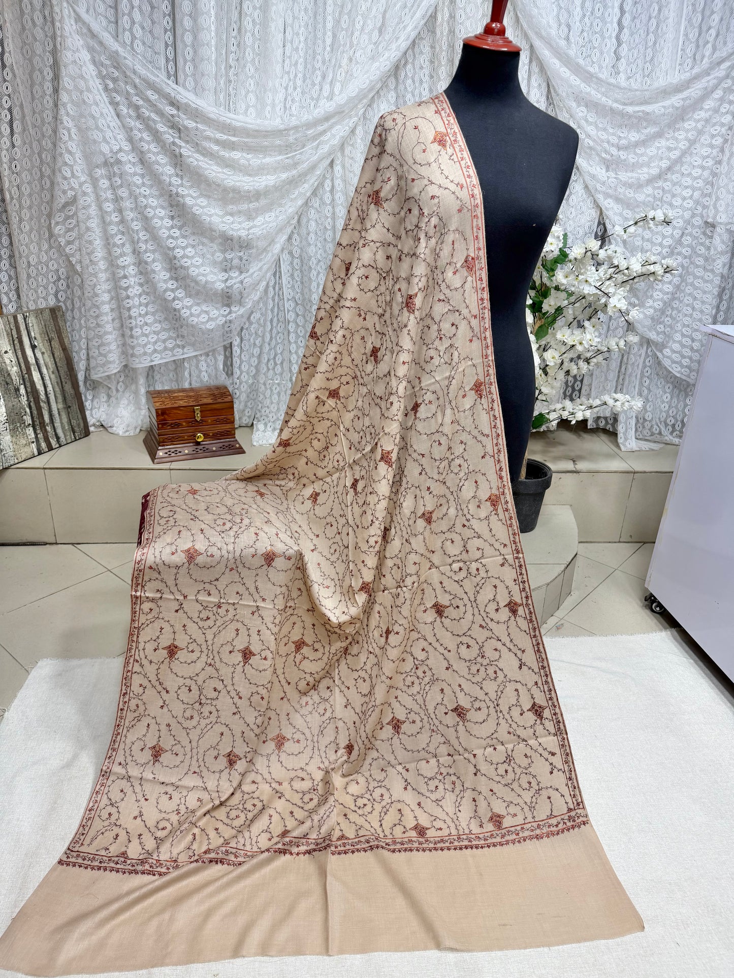 Pashmina Handmade Full Embroidered Souzni Shawl Beautiful New Design 2025 Collection Made in Kashmir
