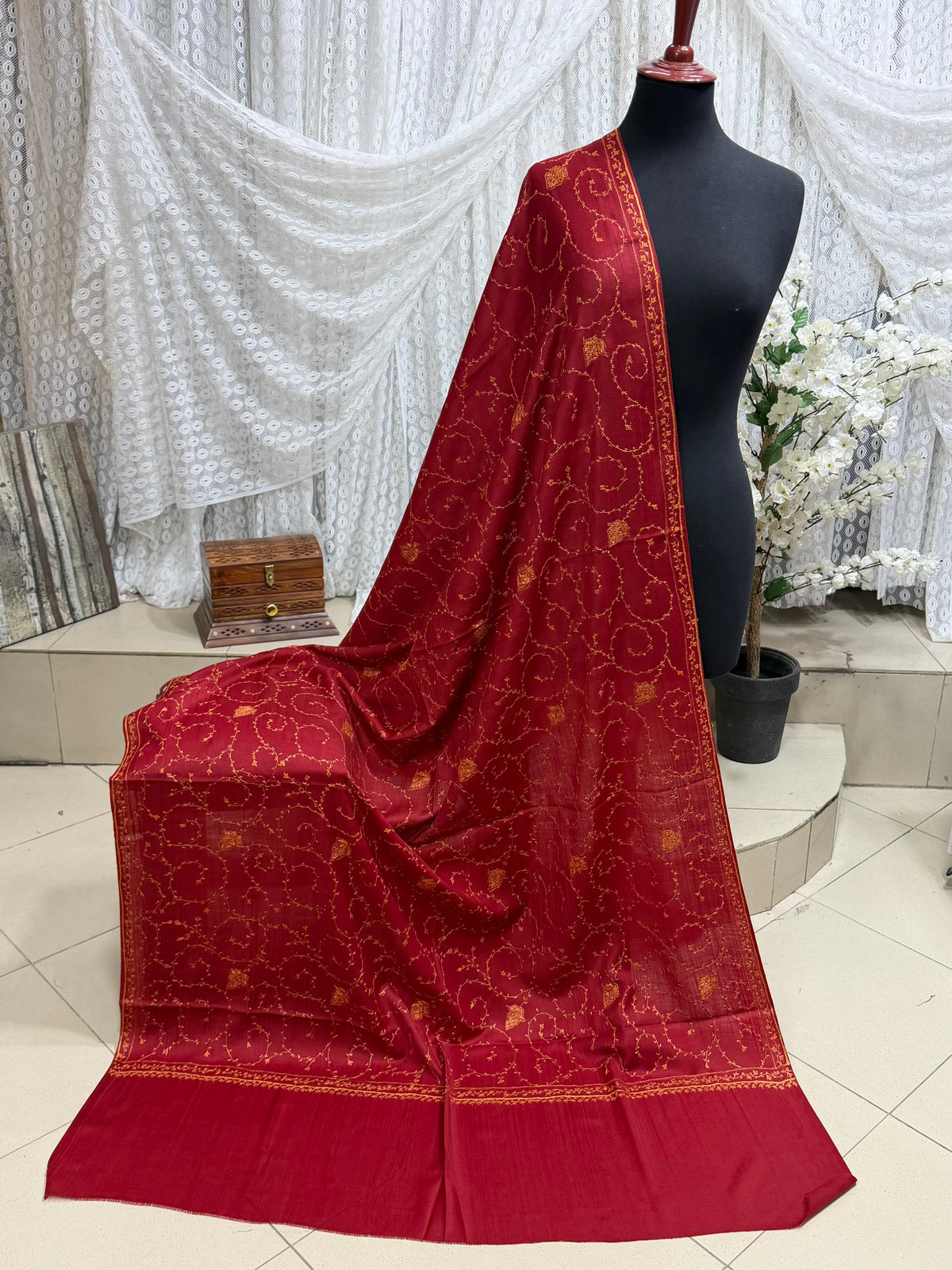 Pashmina Handmade Full Embroidered Souzni Shawl Beautiful New Design 2025 Collection Made in Kashmir