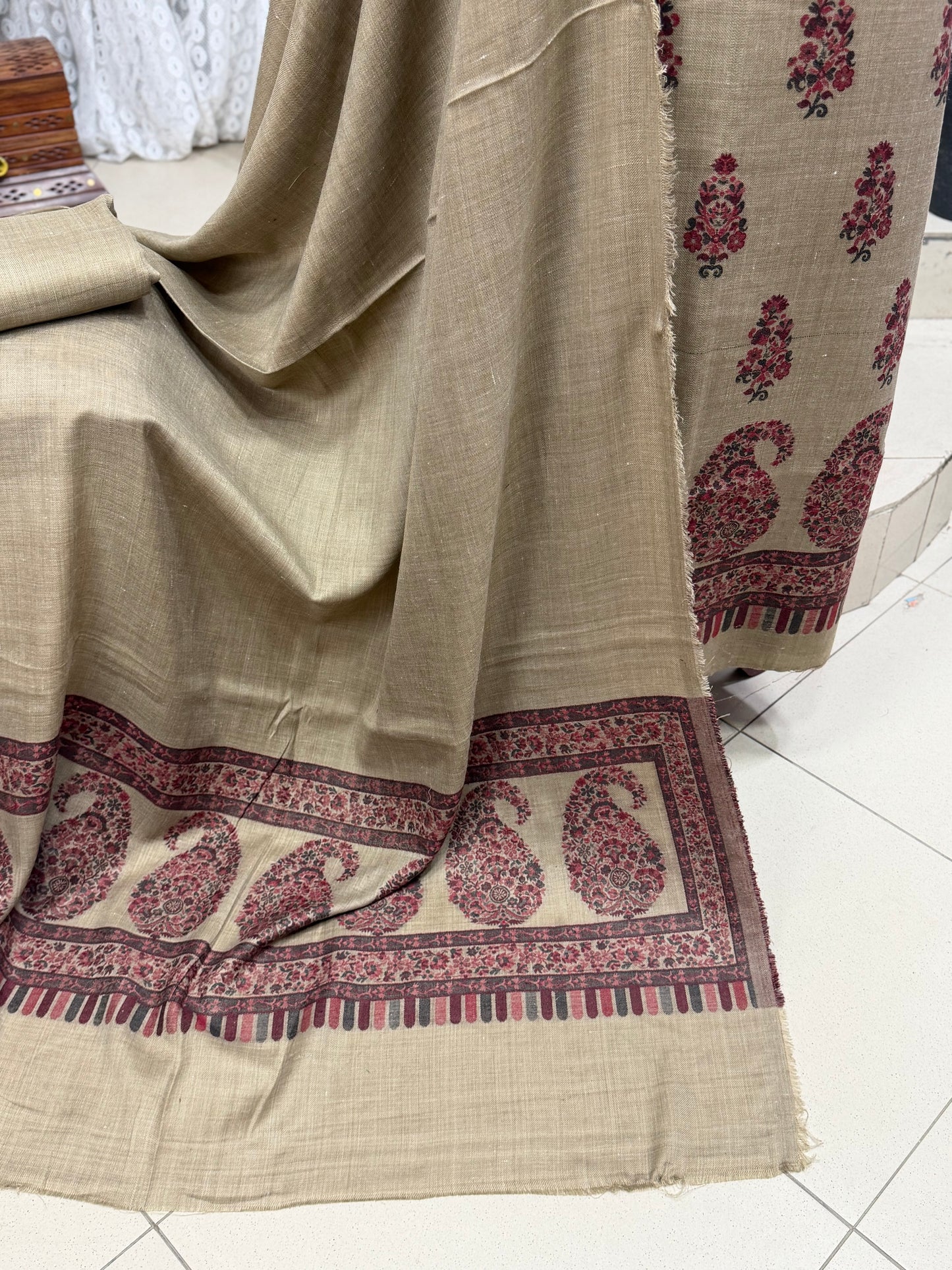 Special Kani Pashmina 3 Piece Unstitched Suit | Skin Maroon