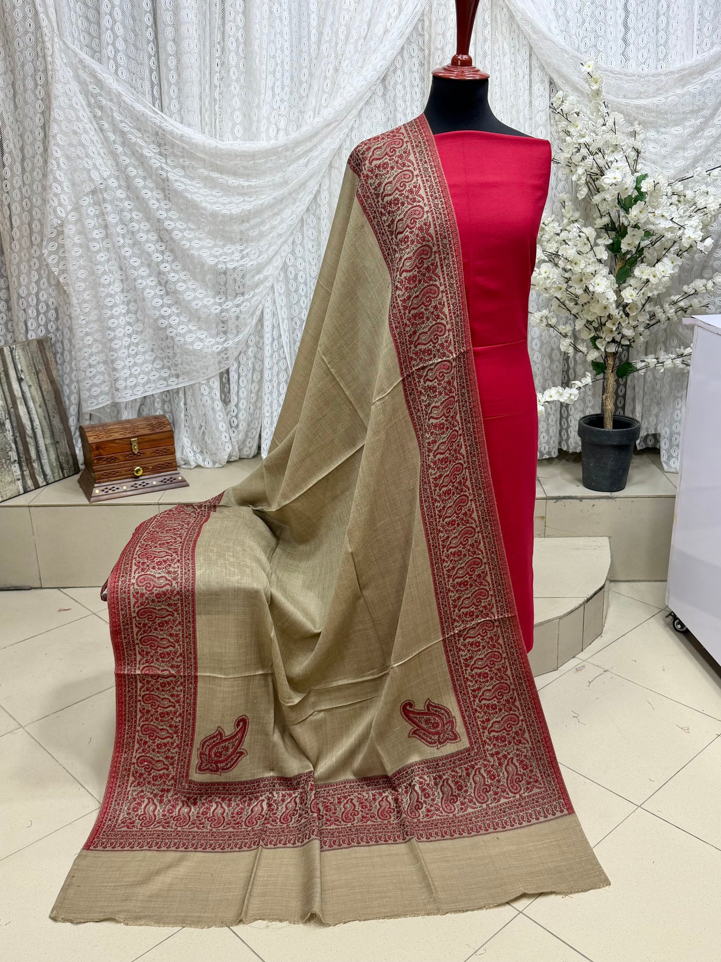 3 Piece Kani Shawl Suit | Plain Marina Suit With Kani Pashmina Shawl Perfect Gift