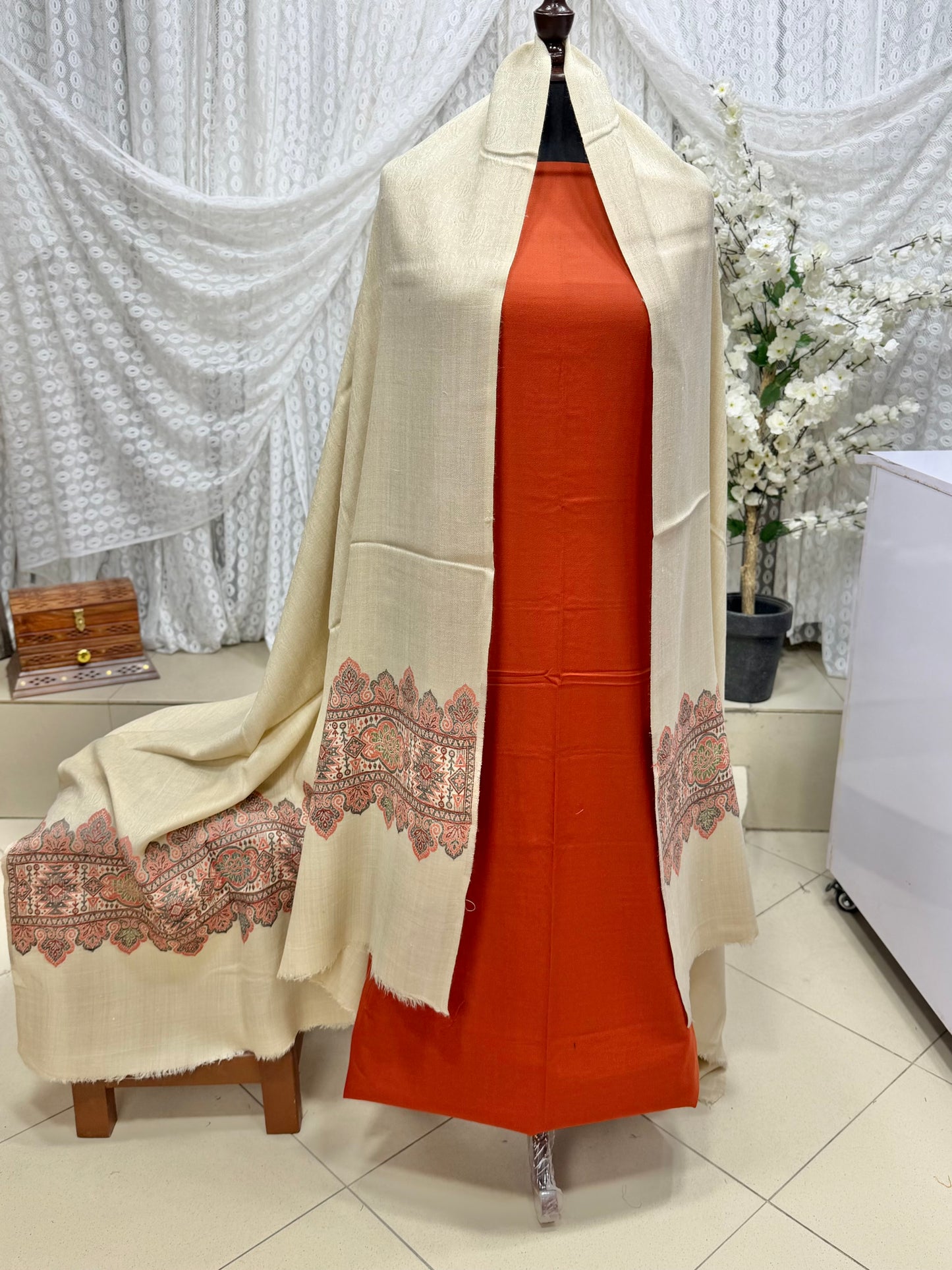 3 Piece Kani Shawl Suit | Plain Marina Suit With Kani Pashmina Shawl Perfect Gift