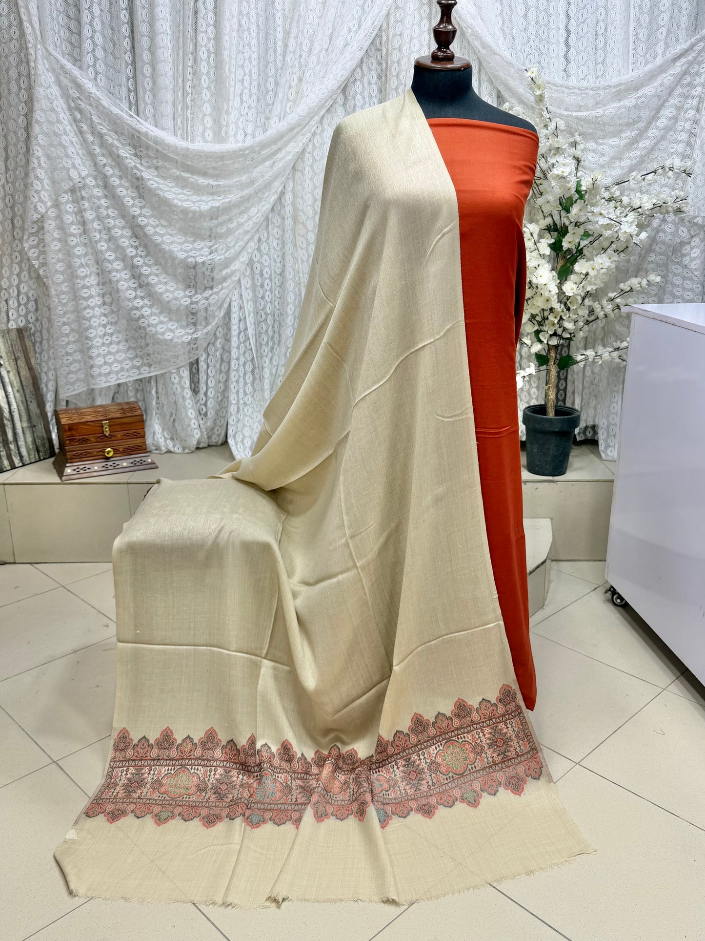 3 Piece Kani Shawl Suit | Plain Marina Suit With Kani Pashmina Shawl Perfect Gift